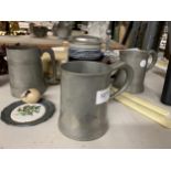 A MIXED LOT TO INCLUDE THREE PEWTER TANKARDS, A CERAMIC CHEESE PLATE AND DOMED LID, SHIP IN A