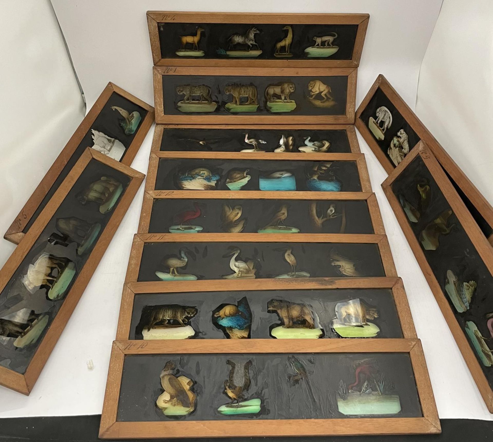 A SET OF VINTAGE GLASS LANTERN SLIDES IN A BOX - Image 2 of 3