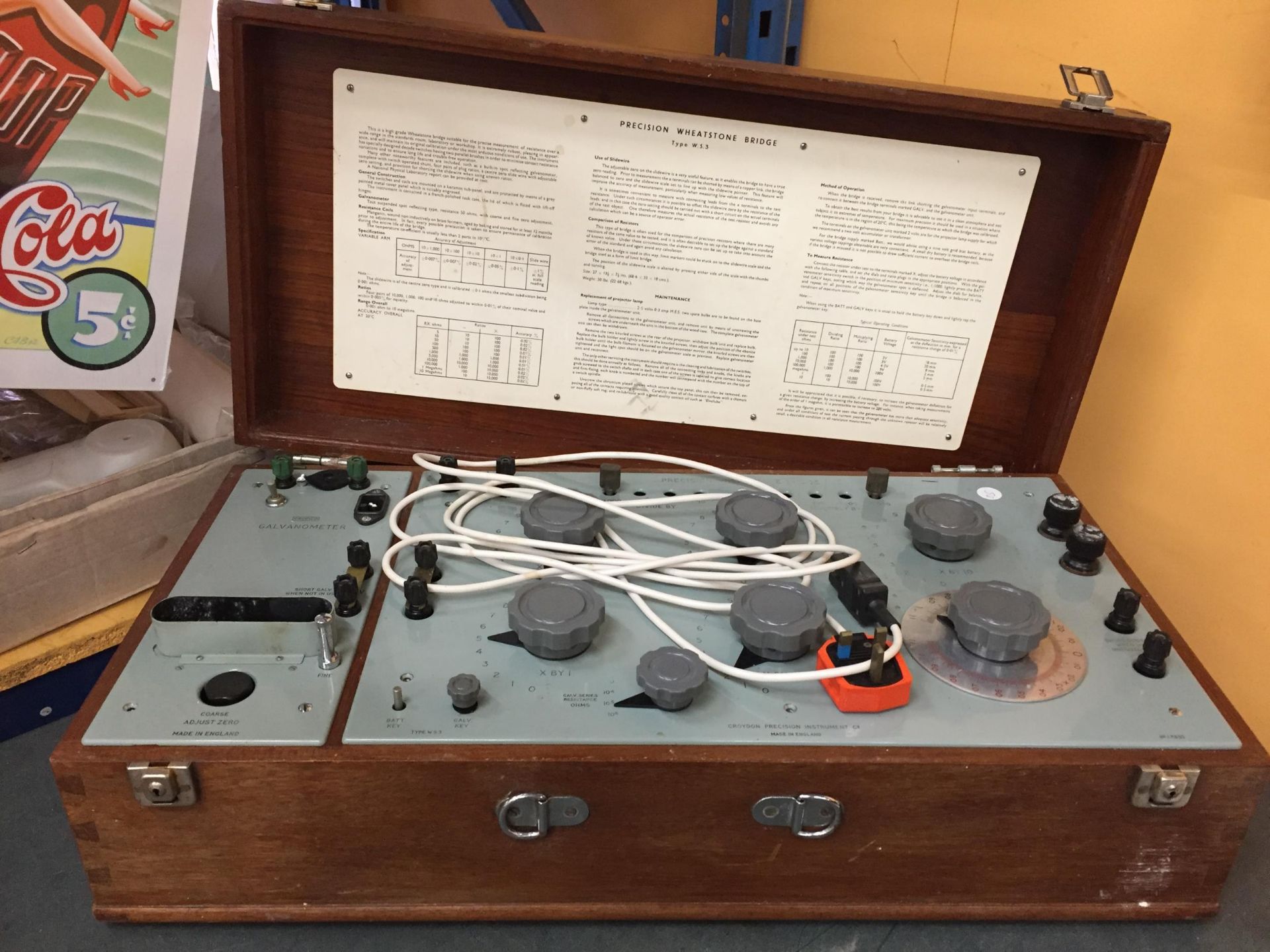 A LARGE 'WHEATSTONE BRIDGE' RESISTOR METER