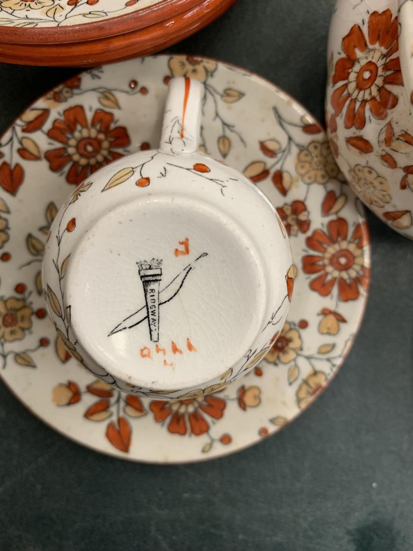 A MINIATURE RIDGWAY'S, STOKE-ON-TRENT, CHILD'S TEA SET 'PERSIA' PATTERN, CIRCA 1880, TO INCLUDE A - Image 5 of 5