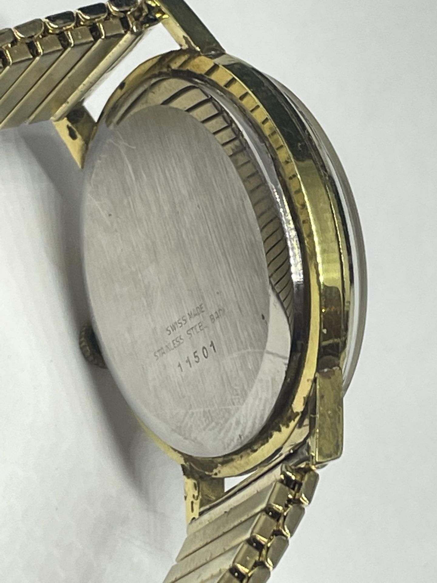 A VINTAGE SELZA GENTS WRIST WATCH, SEEN WORKING BUT NO WARRANTIES GIVEN - Image 3 of 4