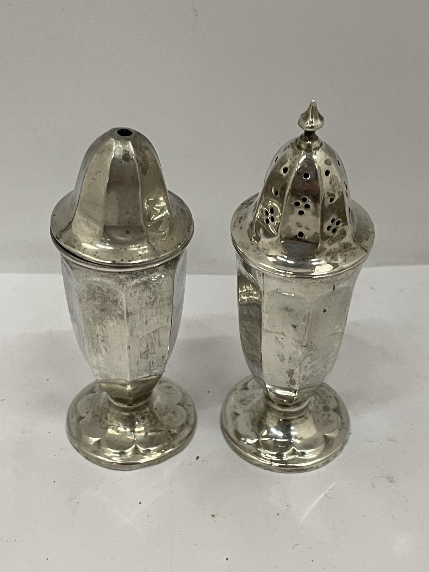 THREE HALLMARKED SILVER ITEMS, SILVER BACKED BRUSH AND SALT & PEPPER SHAKERS - Image 2 of 5