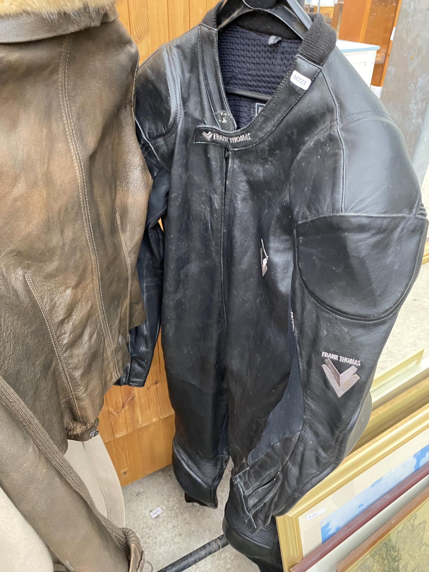 A FRANK THOMAS LEATHER MOTORBIKE SUIT AND A FURTHER LADIES JACKET - Image 2 of 3