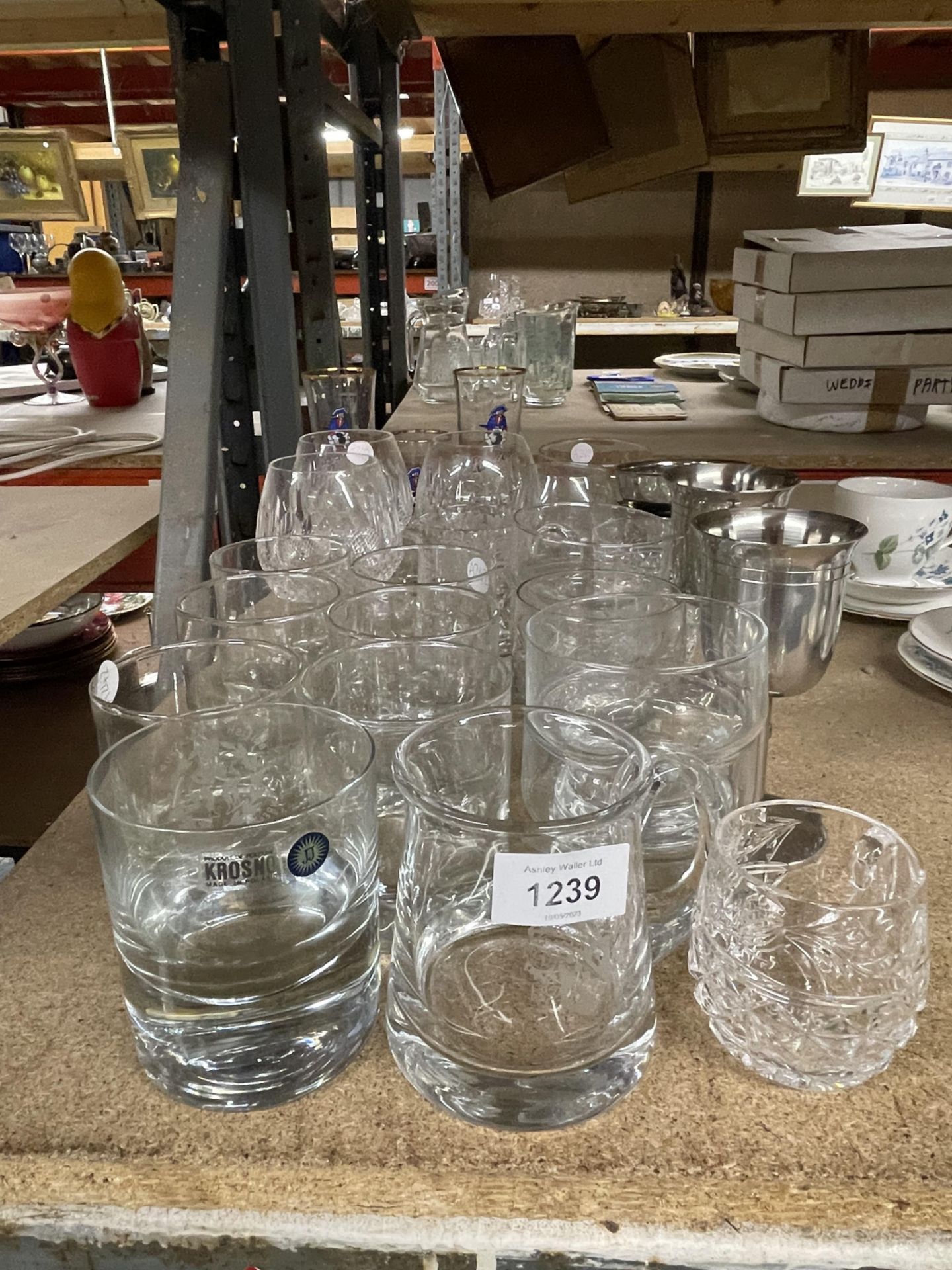 A COLLECTION OF DRINKING GLASSES, KROSNOR ETC