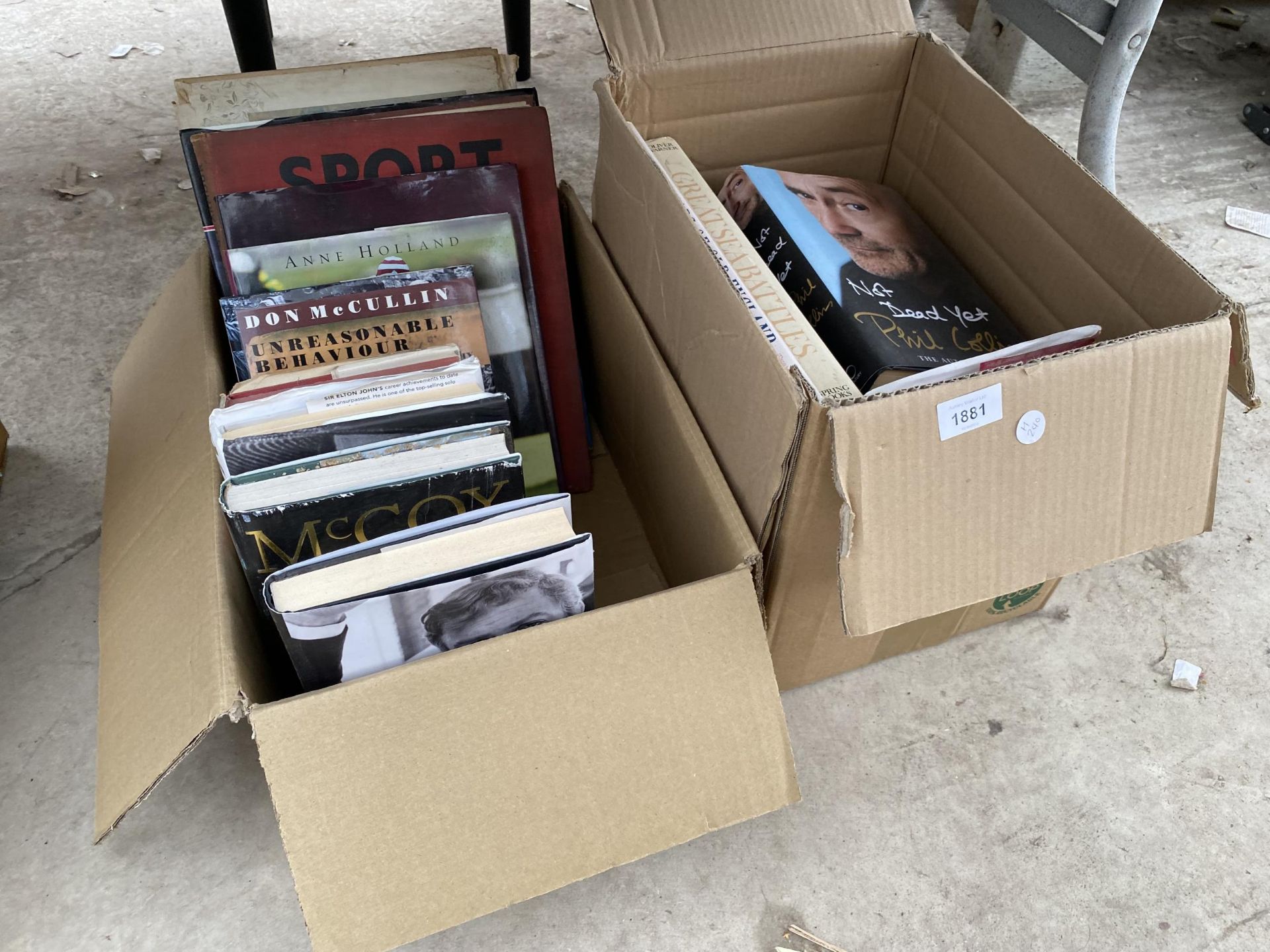 A LARGE ASSORTMENT OF HARDBACK BOOKS