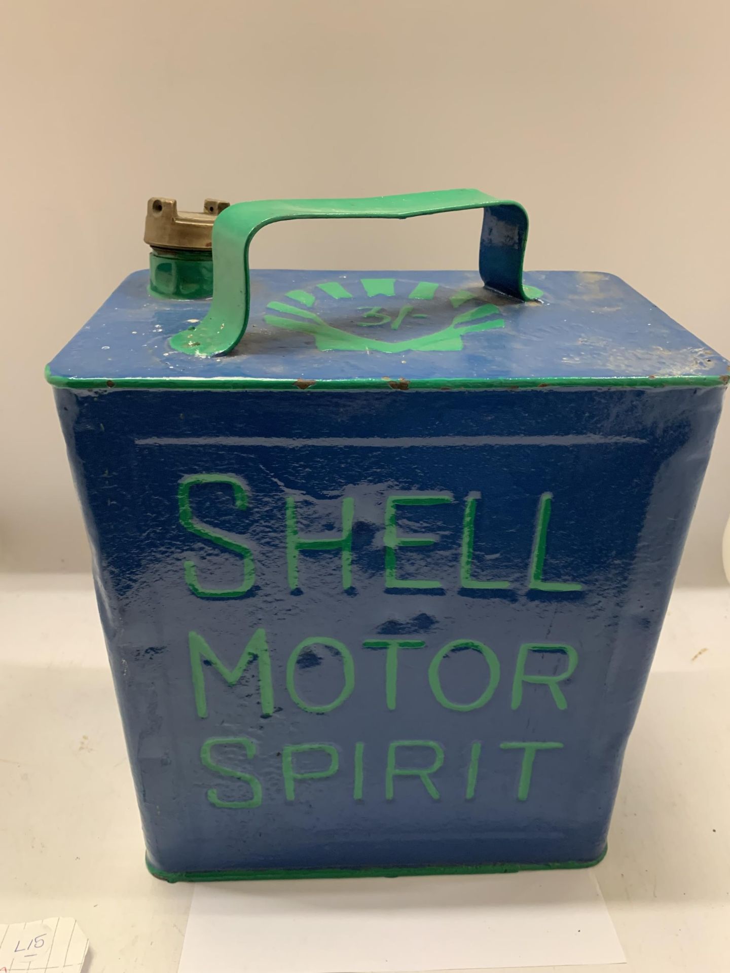 A VINTAGE SHELL MOTOR SPIRIT PETROL CAN WITH BRASS TOP