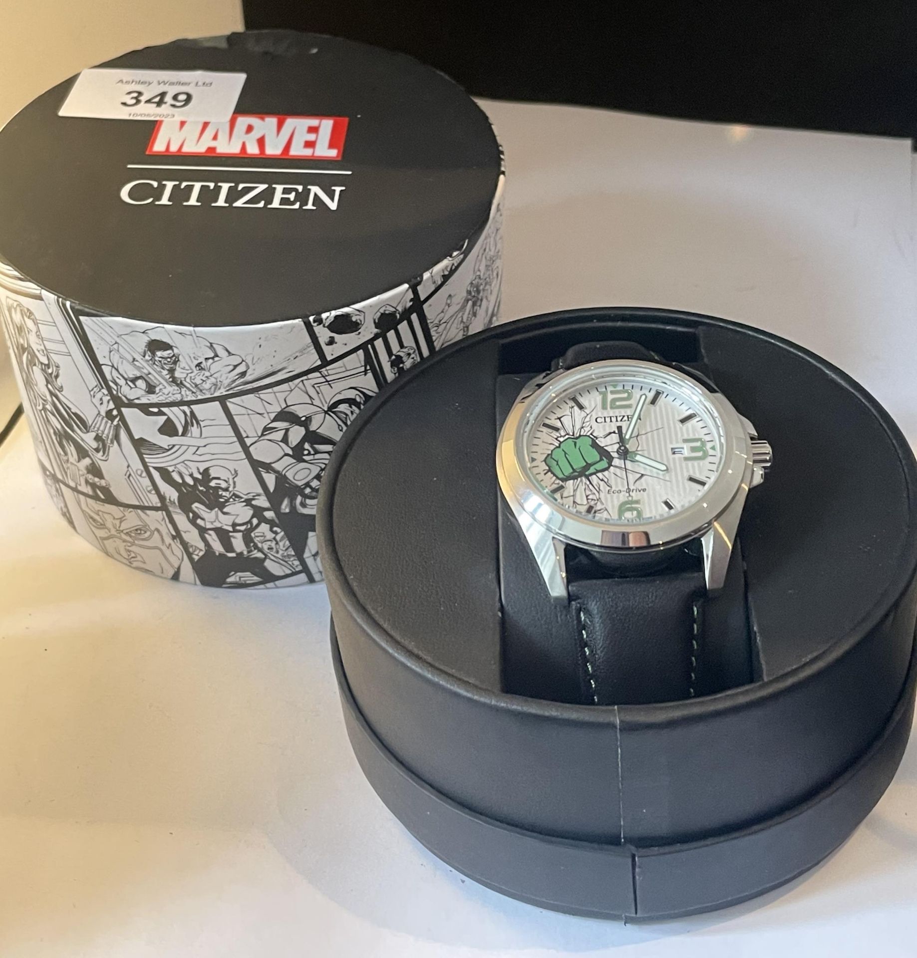 A GENTS CITIZEN ECO DRIVE MARVEL COMICS WRIST WATCH WITH ORIGINAL BOX SEEN WORKING BUT NO WARRANTY