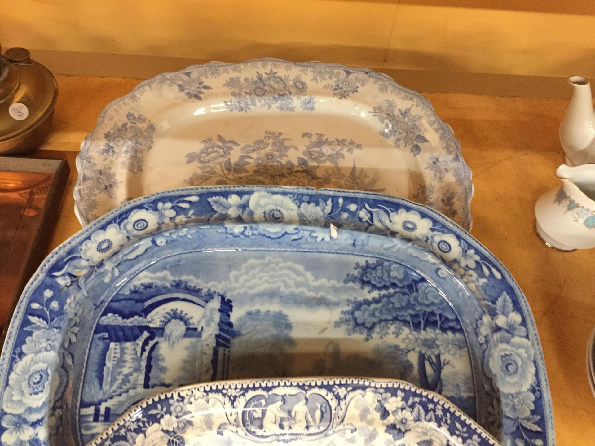 A COLLECTION OF 19TH CENTURY BLUE AND WHITE MEAT PLATTERS - Image 2 of 4