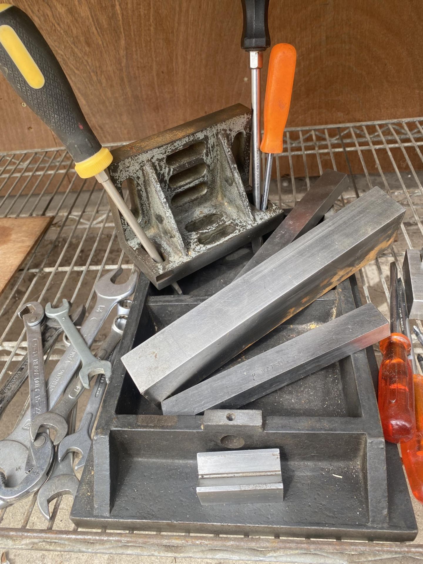 AN ASSORTMENT OF TOOLS TO INCLUDE SPANNERS AND SCREW DRIVERS ETC - Image 2 of 5