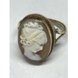 A 9 CARAT GOLD CAMEO RING GROSS WEIGHT 3.53 GRAMS SIZE O/P IN A PRESENTATION BOX