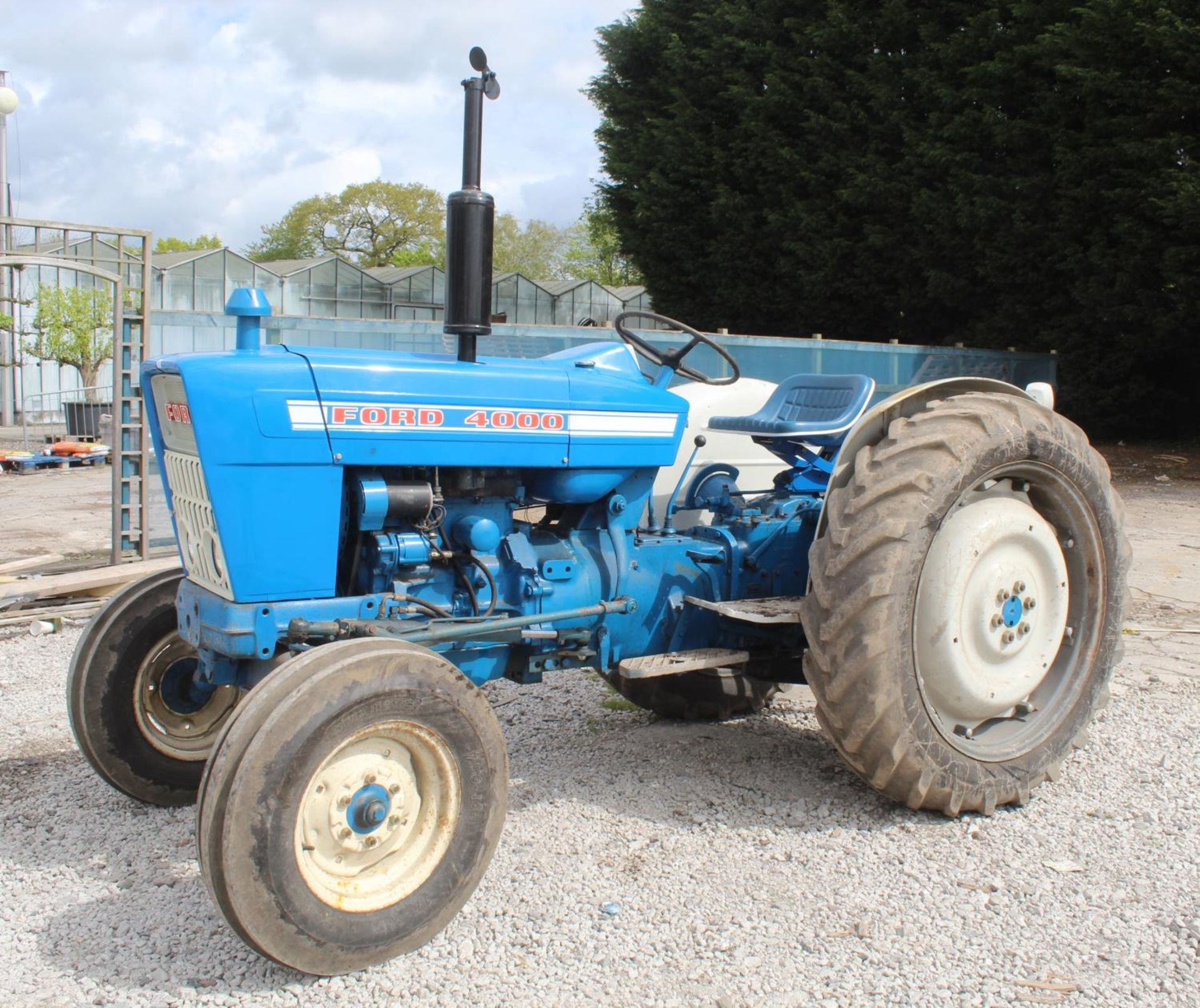 A FORD 4000 TRACTOR RECENT OVERHAUL TO INCLUDE FULL ENGINE REBUILD, NEW CLUTCH, NEW STARTER, DONE 56