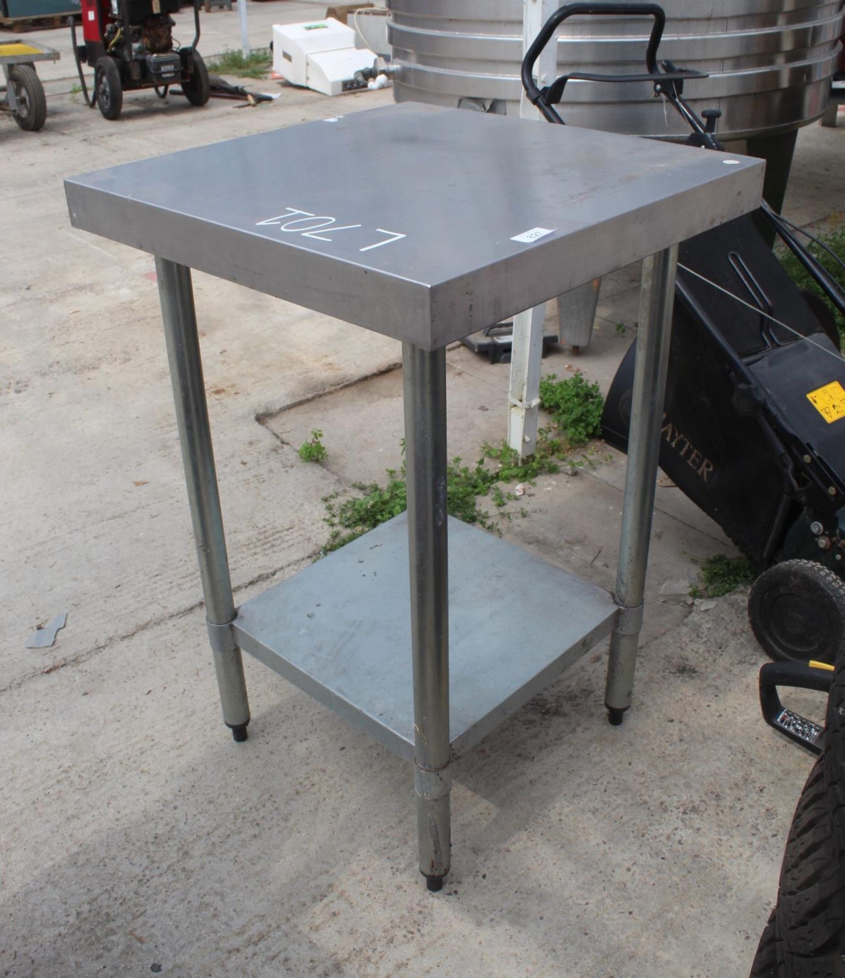 STAINLESS STEEL TABLE NO VAT