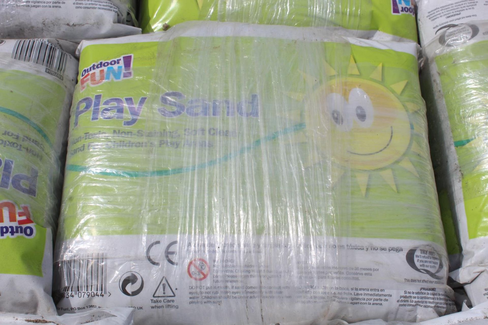 PALLET OF PLAY SAND (192 BAGS) NO VAT - Image 2 of 2