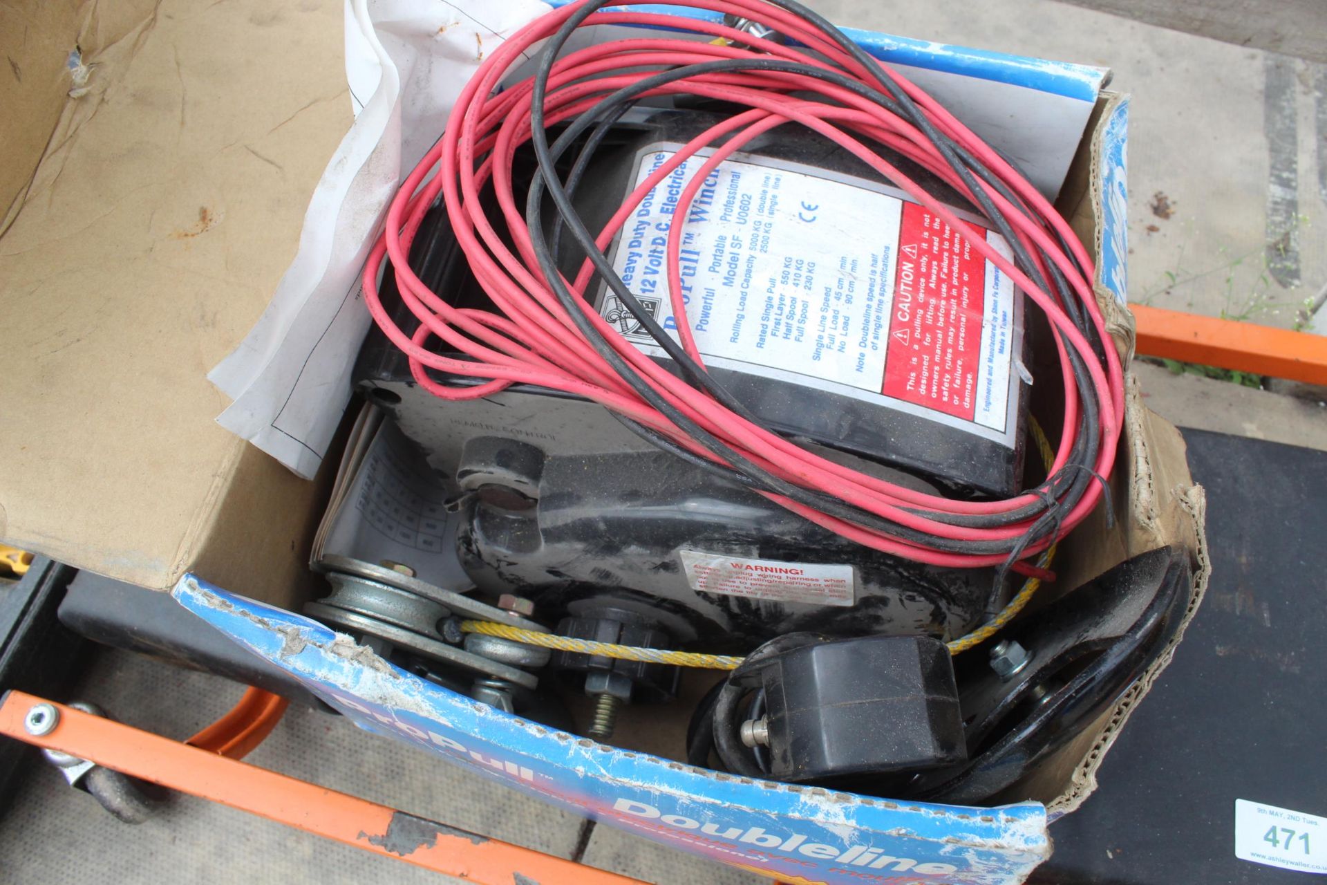 A TROLLEY & HEAVY DUTY 12V ELECTRICAL WINCH NO VAT - Image 2 of 2