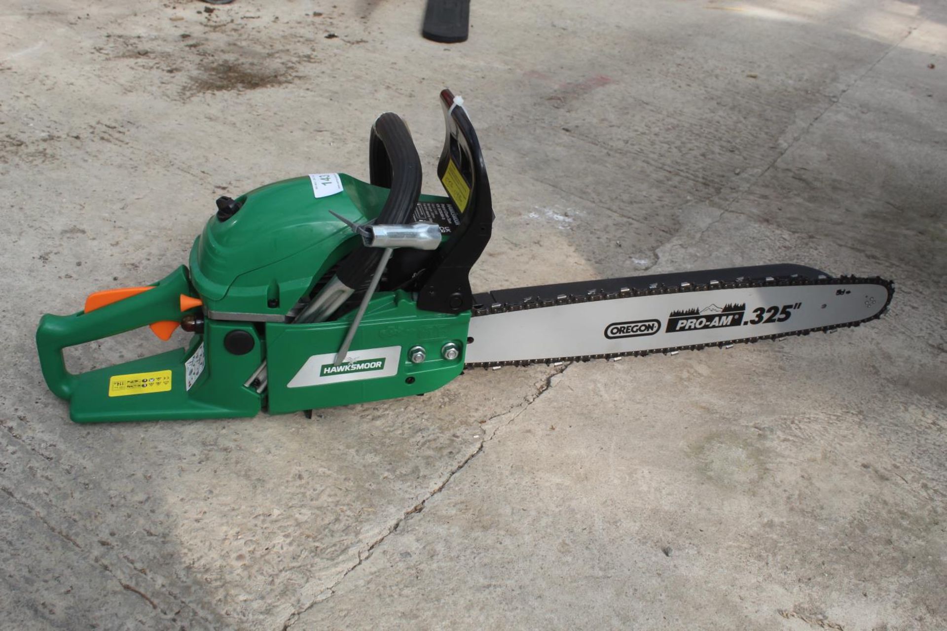 NEW HAWKSMOOR 53 CC 20" CHAIN SAW WITH EASY START NO VAT - Image 2 of 2