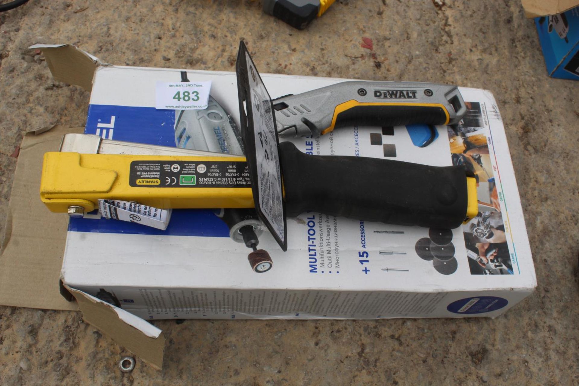 DREMEL 3000 MULTI TOOL AND STANLEY KNIFE NO VAT