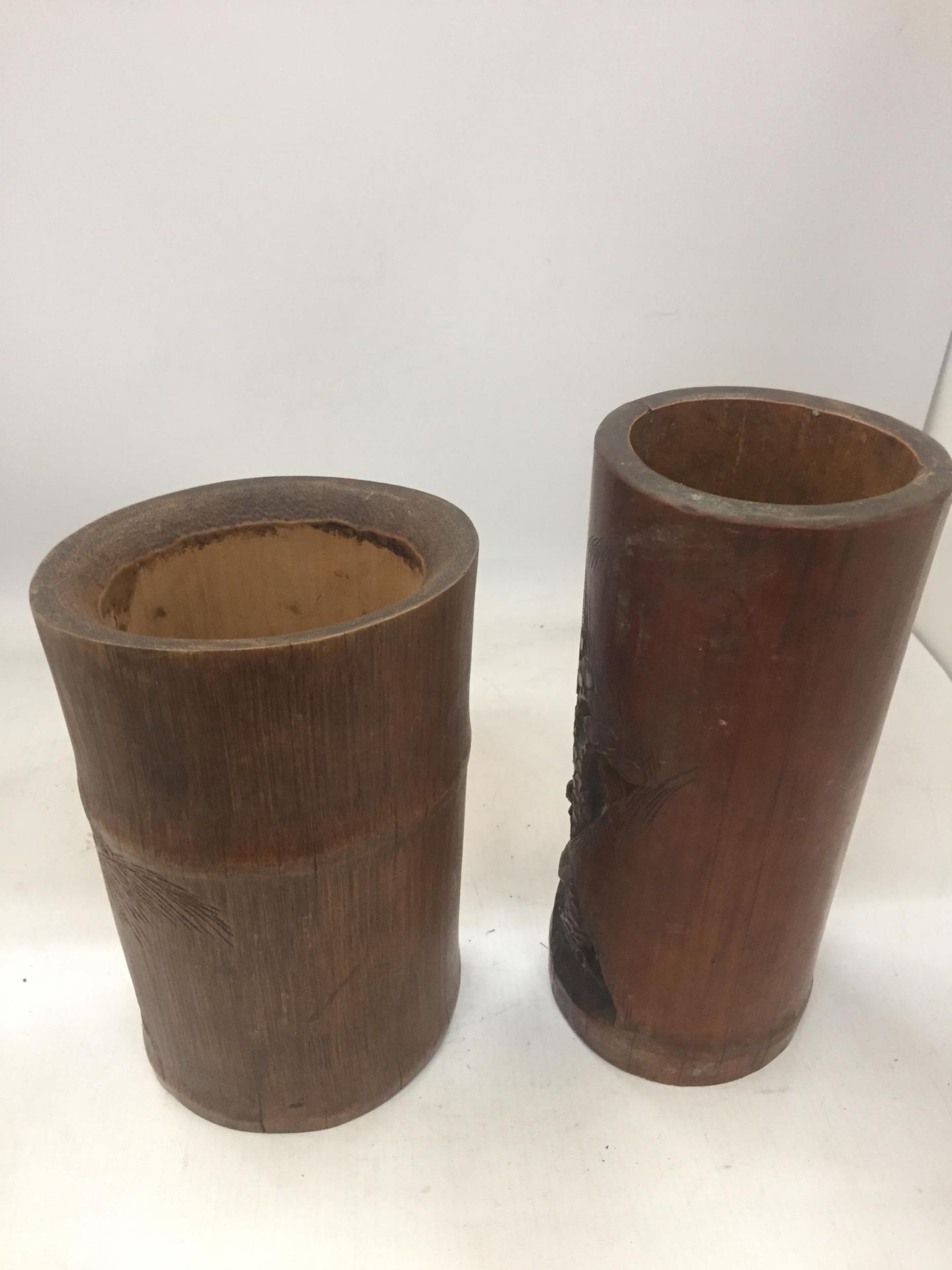 TWO VINTAGE ORIENTAL CARVED BAMBOO BRUSH POTS - Image 4 of 4
