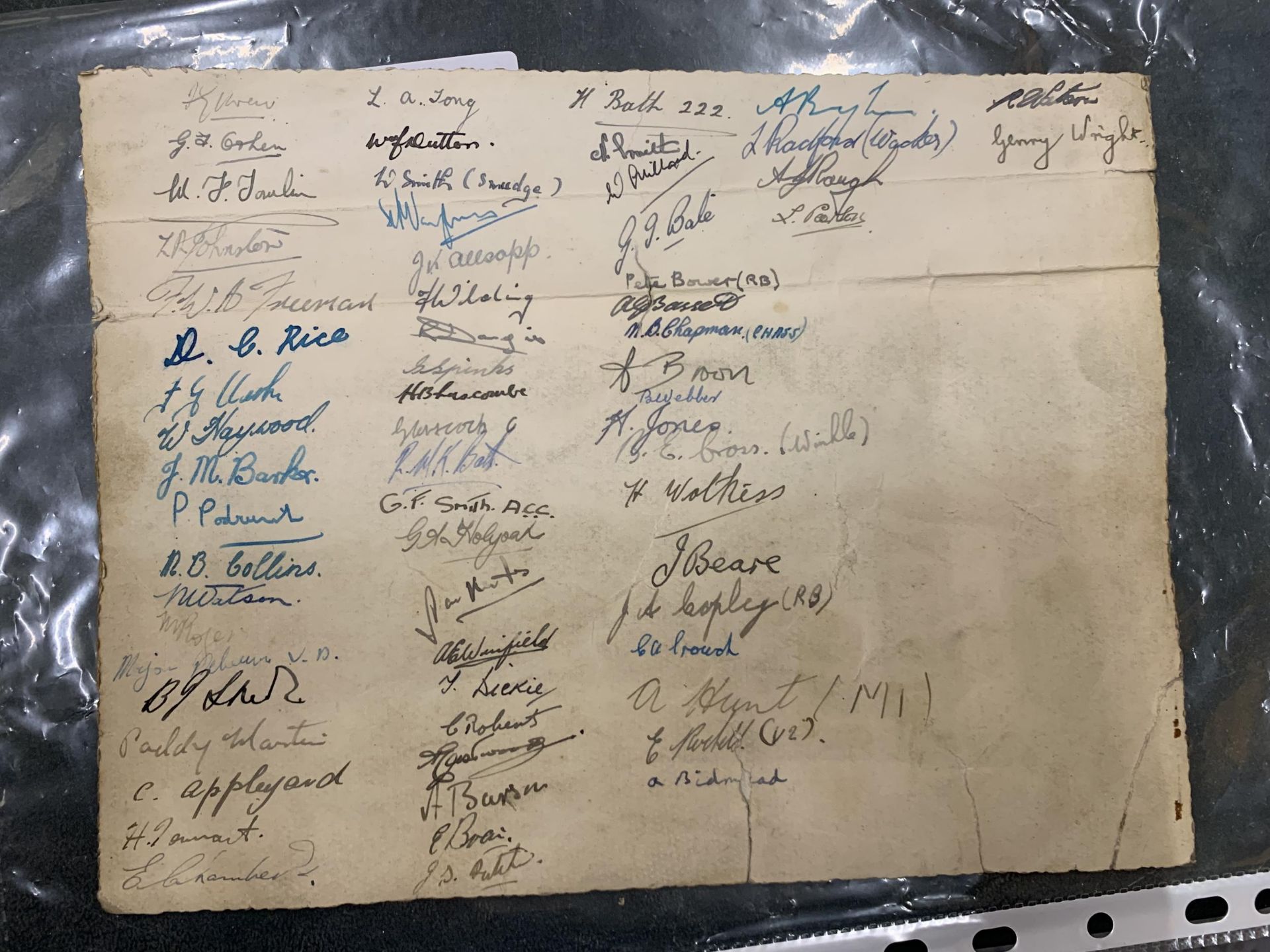 A 1ST CM BATTERY R.A MALINES DEC 1945 PHOTO WITH ALL SIGNATURES ON BACK - Image 2 of 2