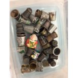 A COLLECTION OF VINTAGE METAL THIMBLES