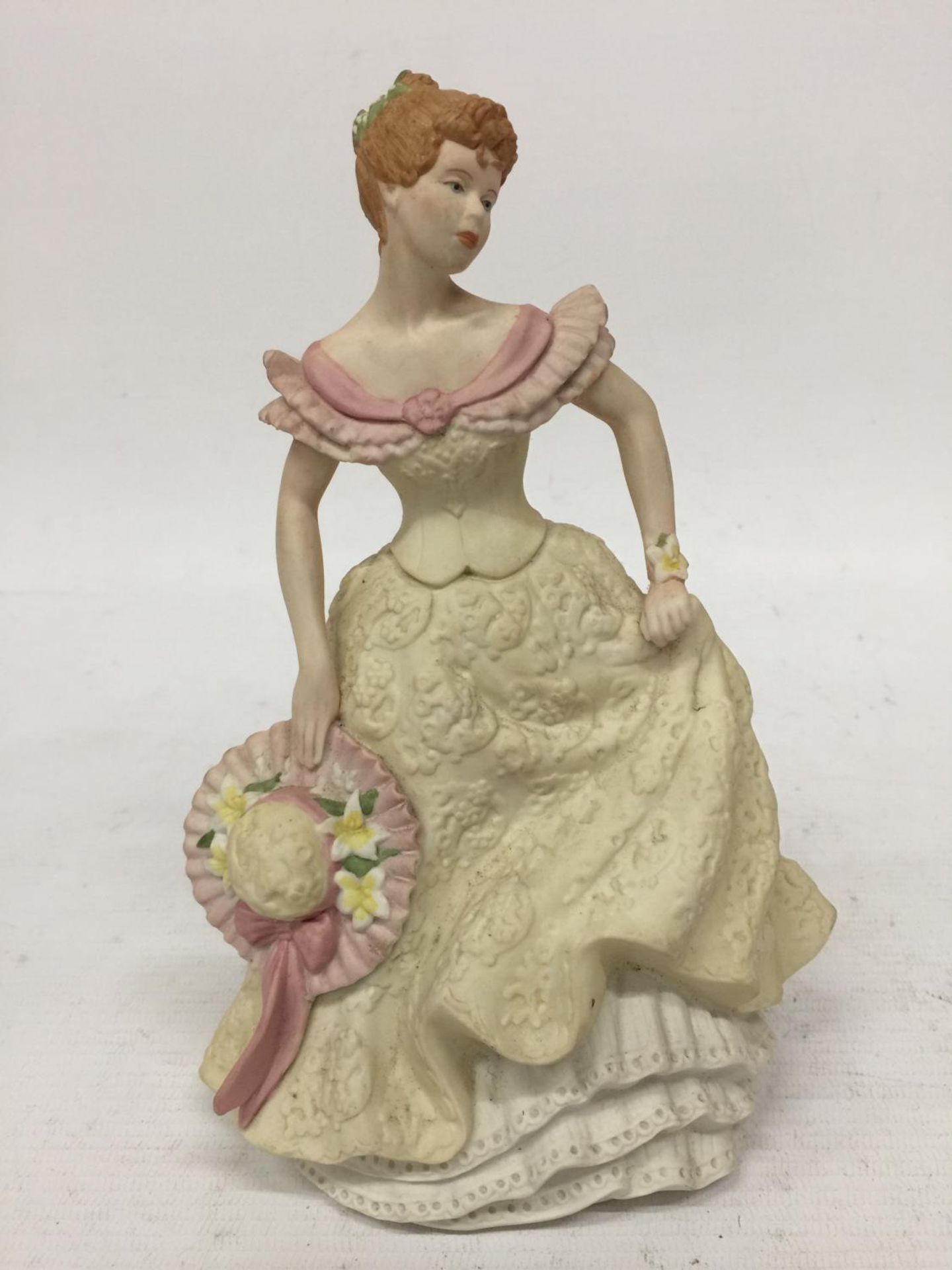 A WEDGWOOD FIGURINE "LILY" - 21 CM