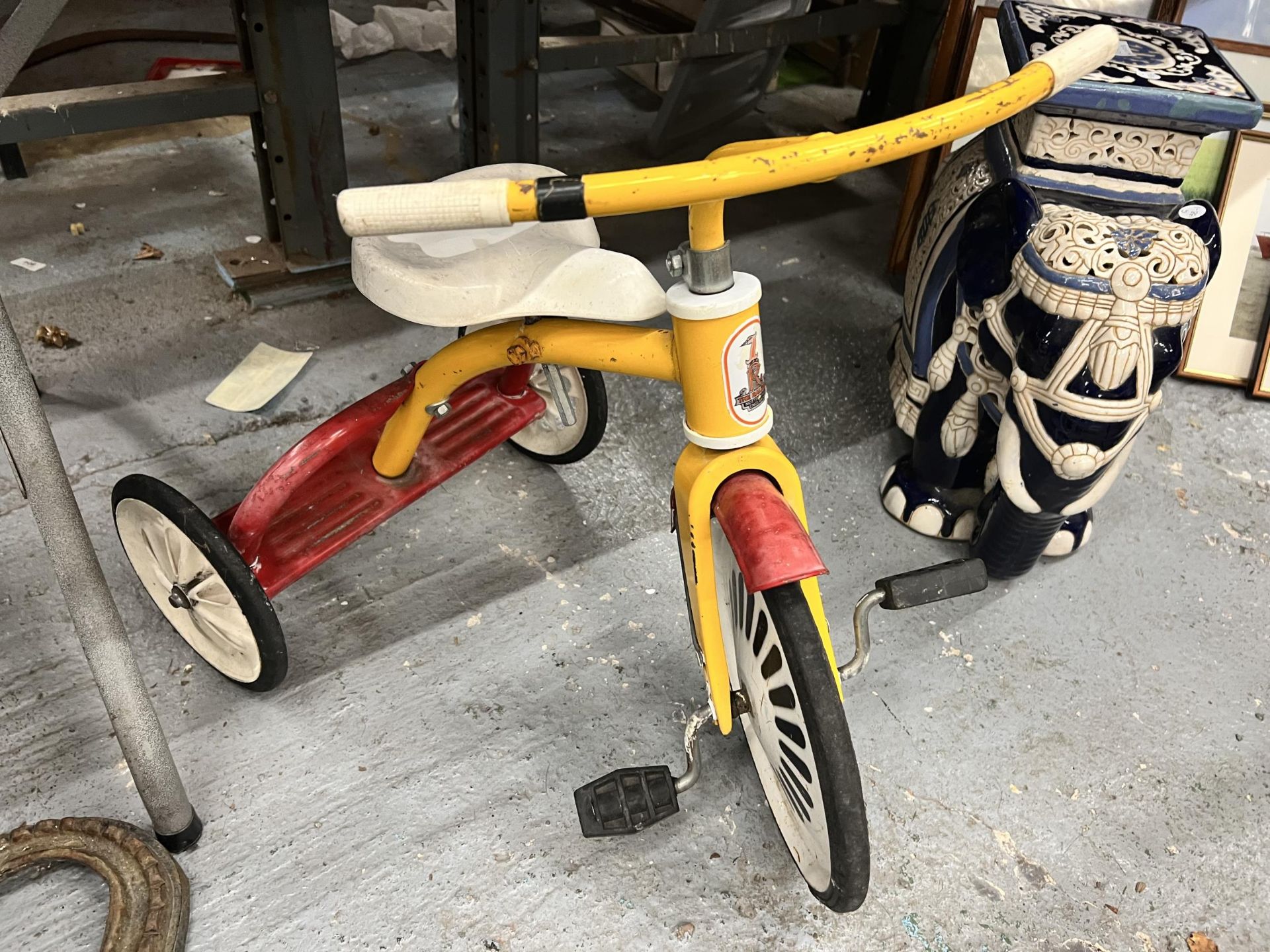 A CHILD'S VINTAGE RALEIGH TRICYCLE