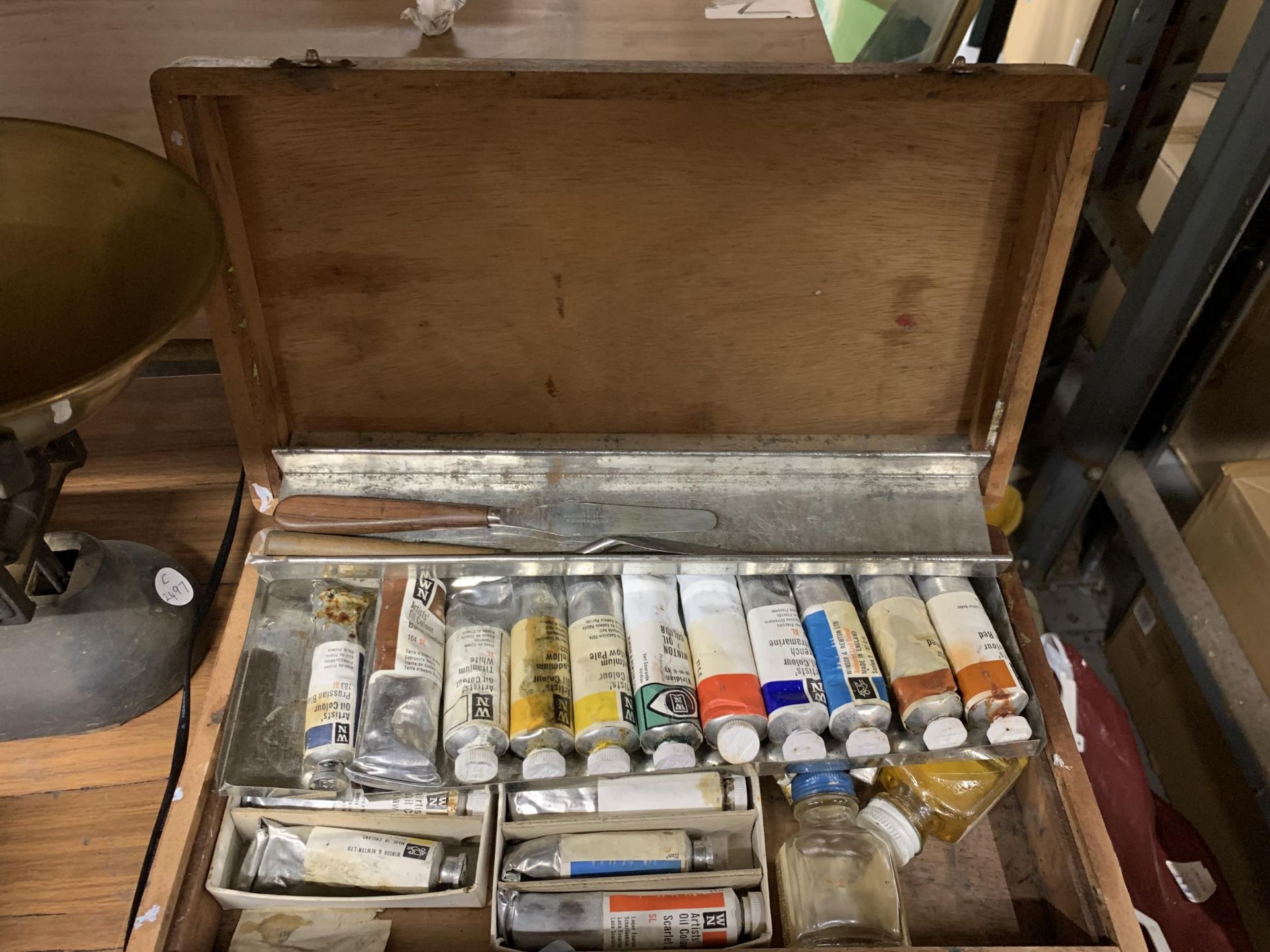 A VINTAGE DIAL UP TELEPHONE AND ARTISTS PAINT BOX - Image 2 of 4