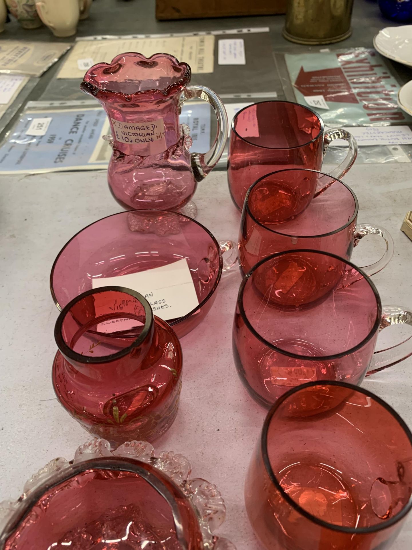 A COLLECTION OF VINTAGE CRANBERRY GLASS, VICTORIAN OPALINE EXAMPLE ETC - Image 2 of 4