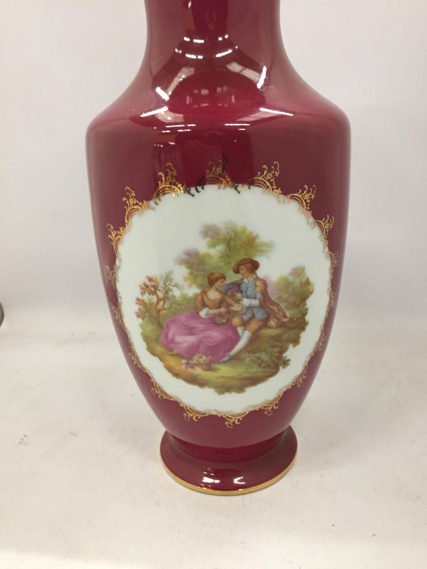 A LARGE LIMOGES CASTEL VASE WITH CLASSICAL DECORATION HEIGHT 35.5CM - Image 2 of 4