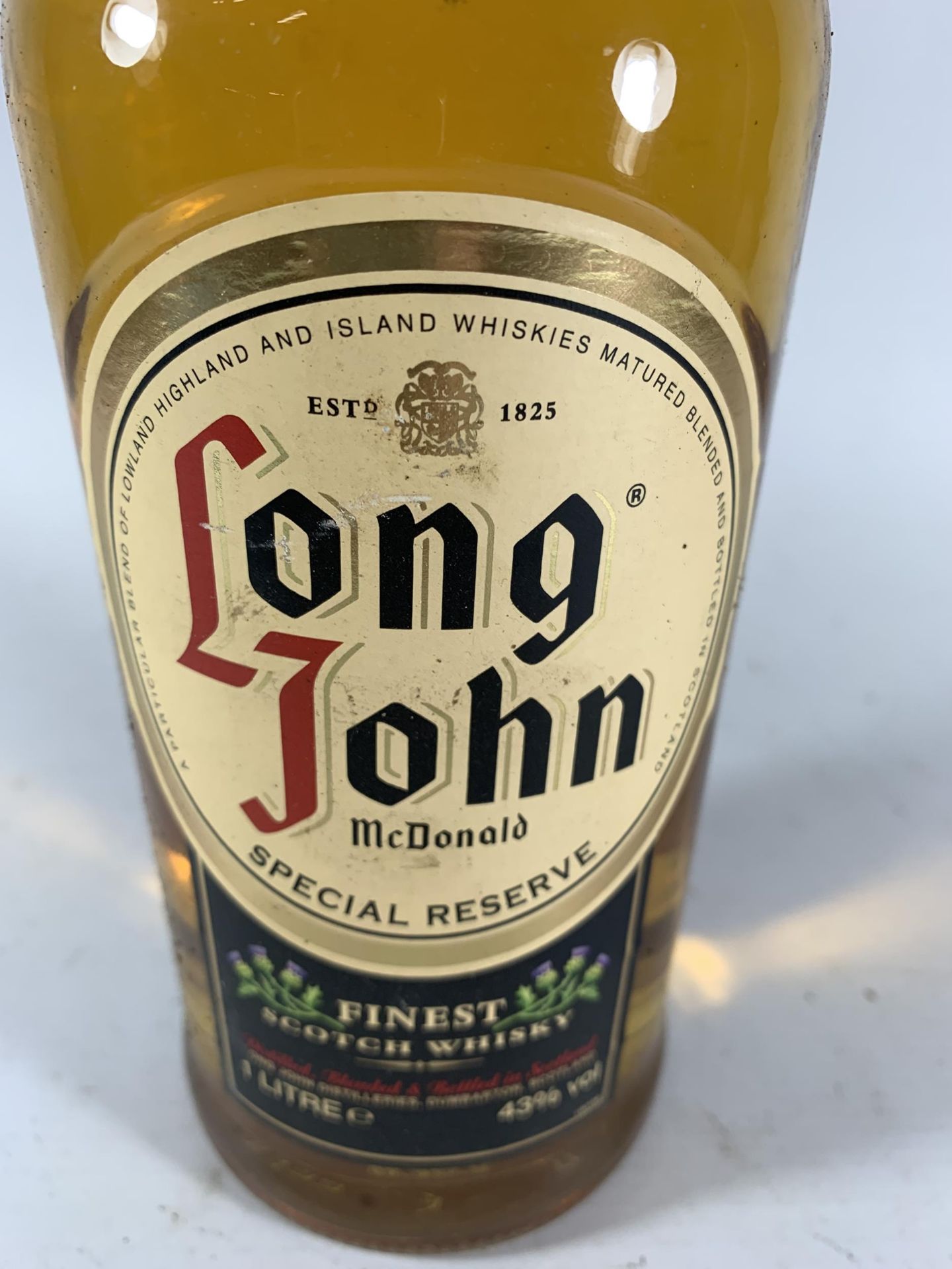 1 X 1L BOTTLE - LONG JOHN MCDONALD SPECIAL RESERVE FINEST SCOTCH WHISKY - Image 2 of 3