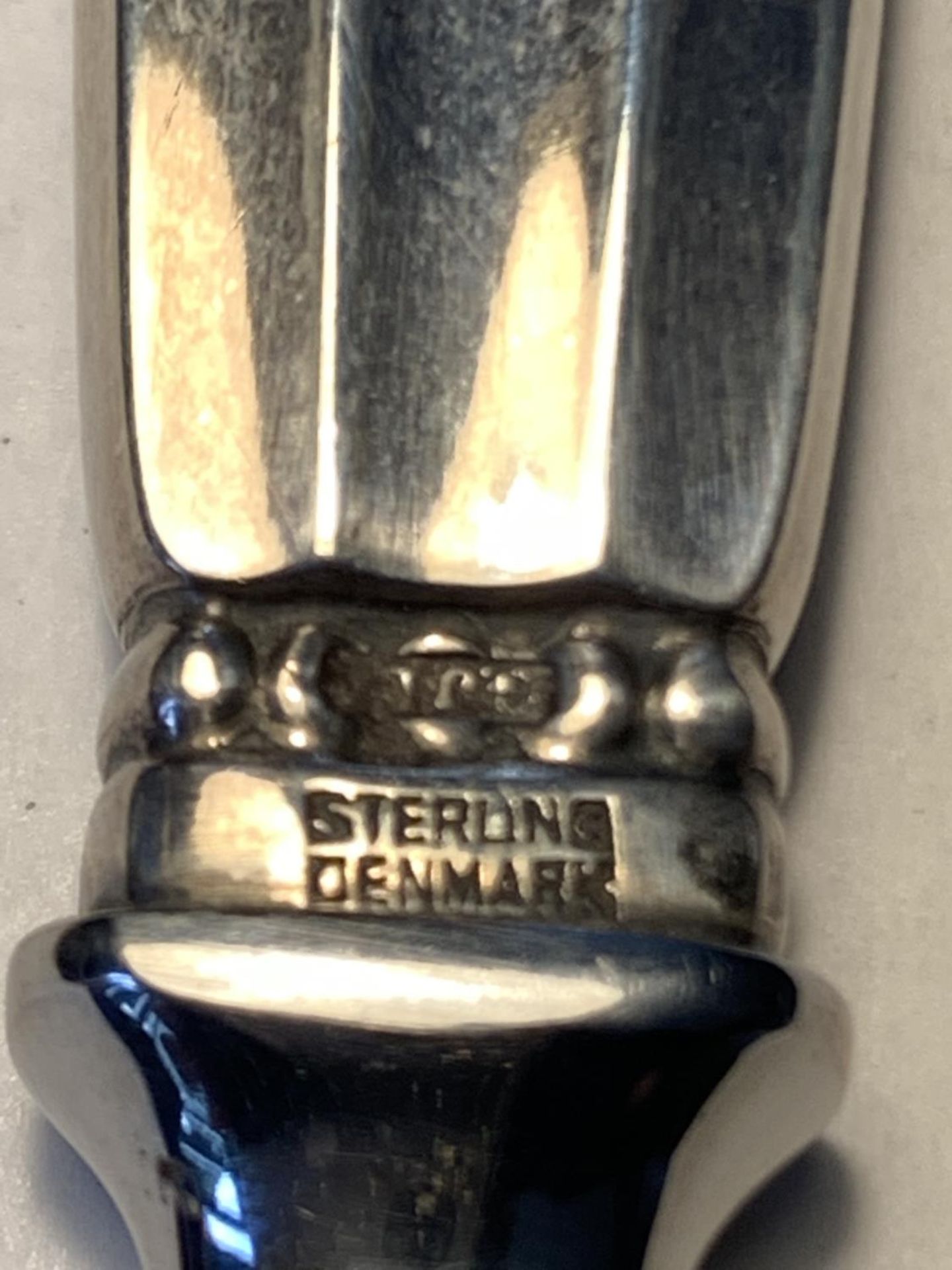 A GEORG JENSEN DENMARK ACORN BOTTLE OPENER MARKED 925 STERLING DENMARK ON THE HANDLE - Image 4 of 4