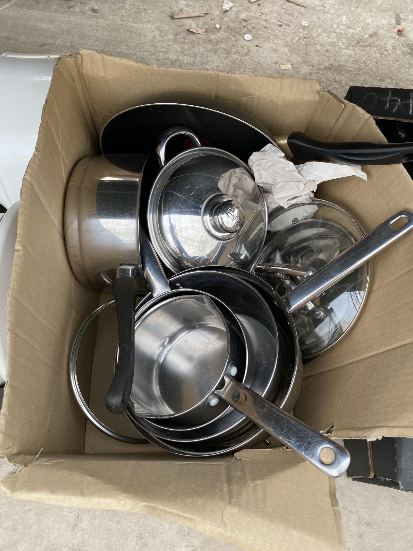 THREE BOXES OF ASSORTED KITCHEN POTS AND PANS - Image 3 of 4