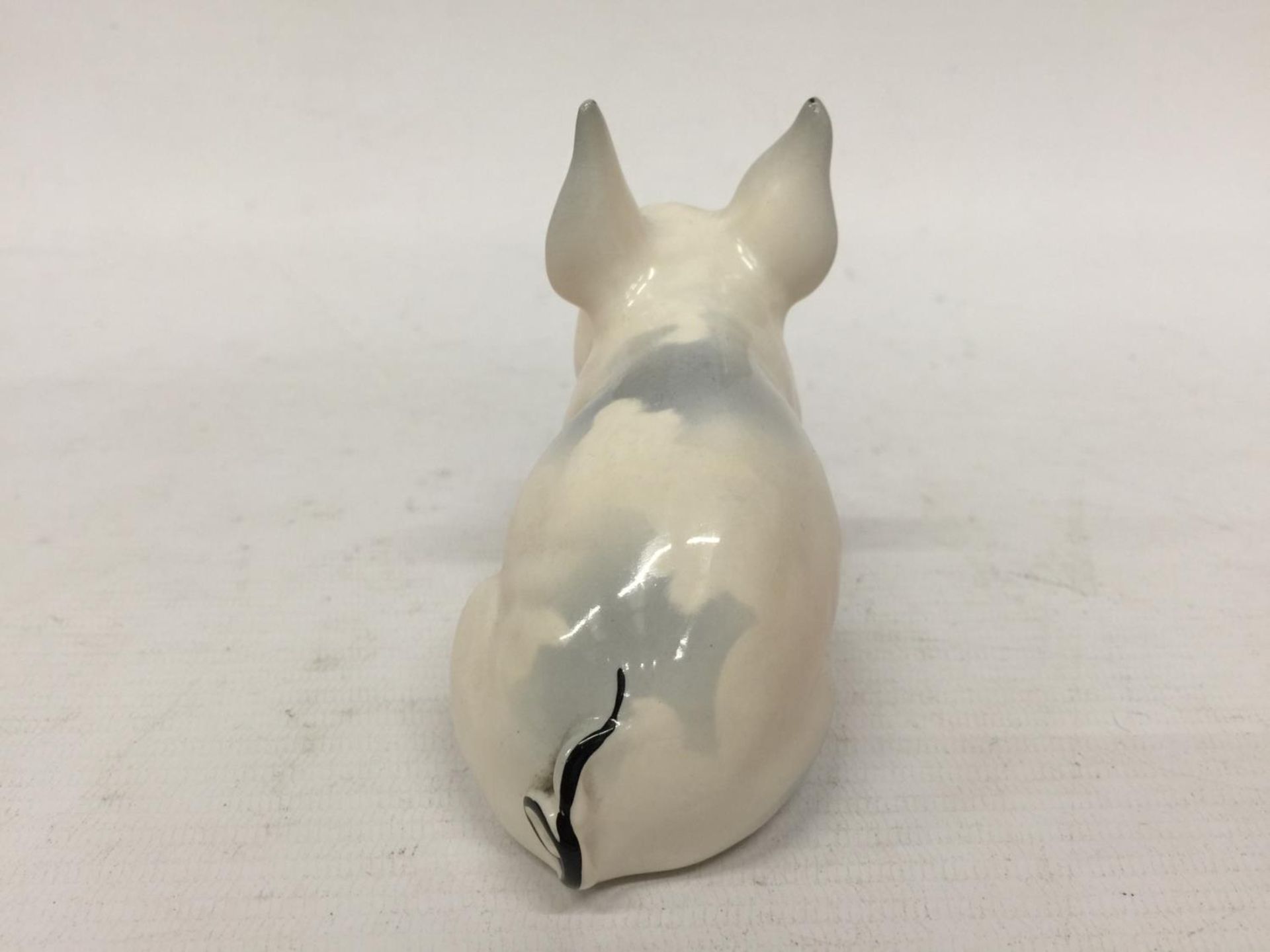 A VINTAGE 1950'S BESWICK SEATED PIG - Image 4 of 5