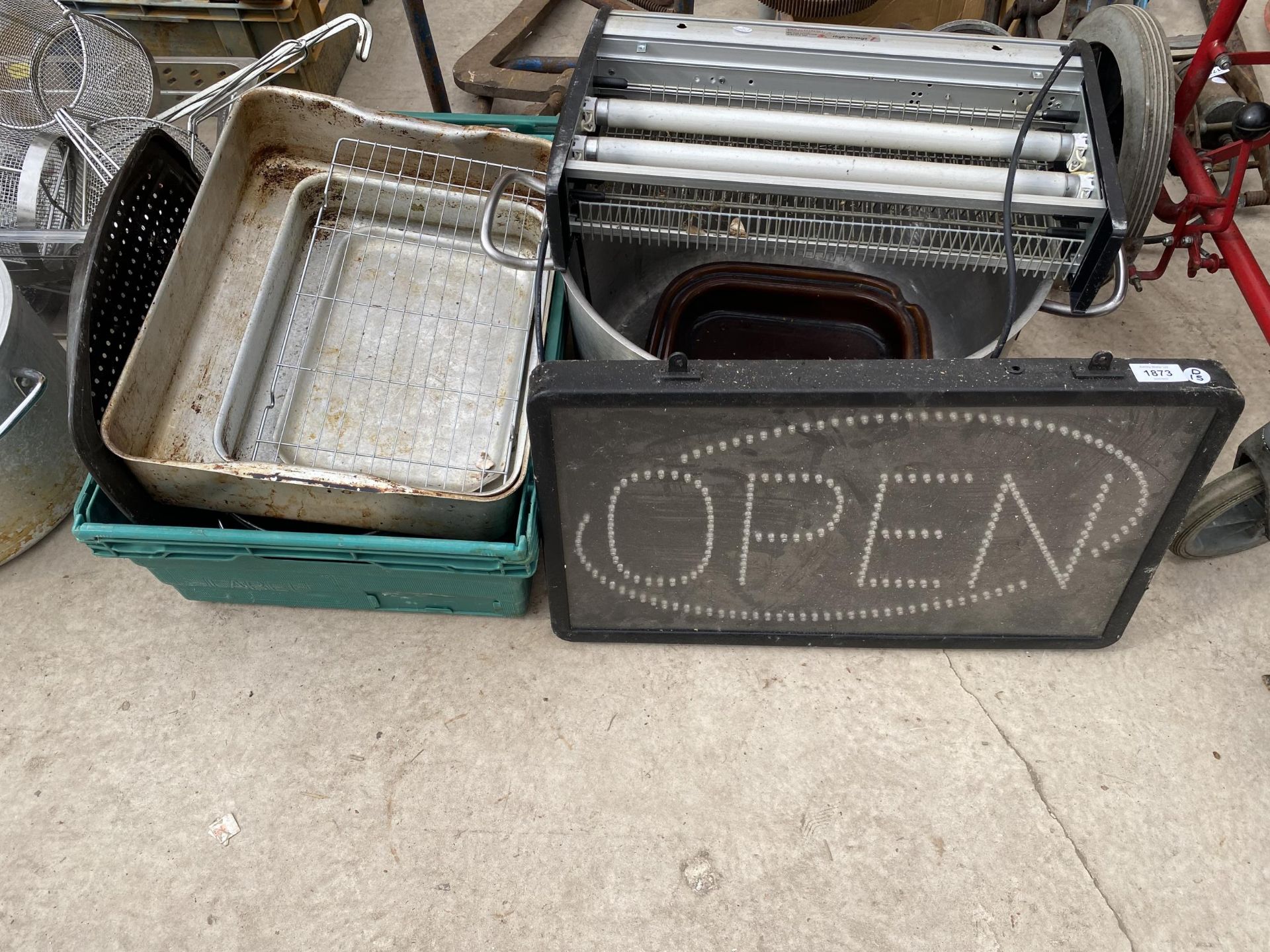A MIXED GROUP OF ITEMS TO INCLUDE AN 'OPEN' LIGHT UP SIGN, PANS ETC
