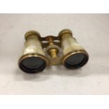 A PAIR OF MOTHER OF PEARL OPERA GLASSES