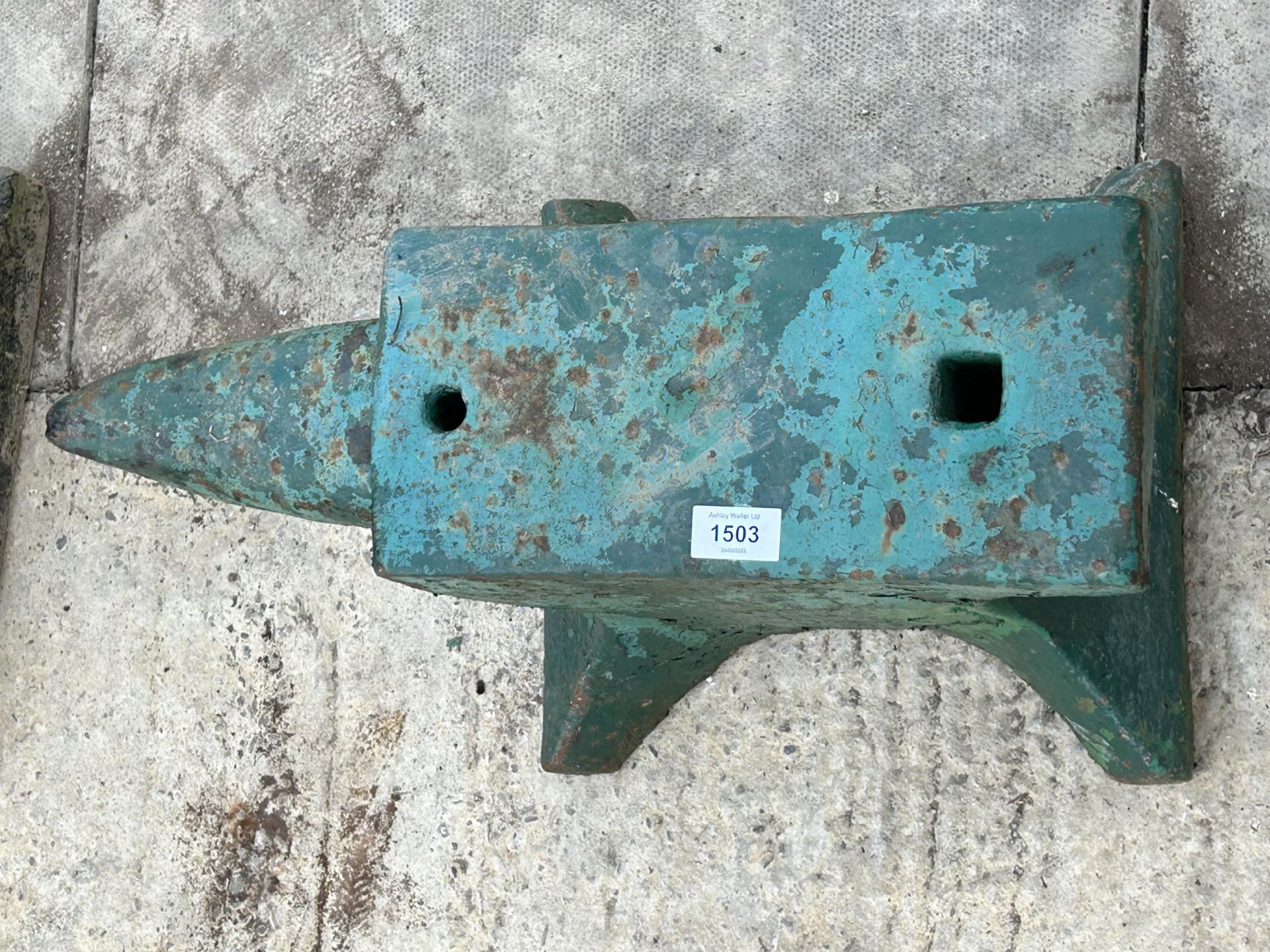 A VINTAGE CAST IRON BLACKSMITHS ANVIL (H:30CM L:49CM) - Image 3 of 4