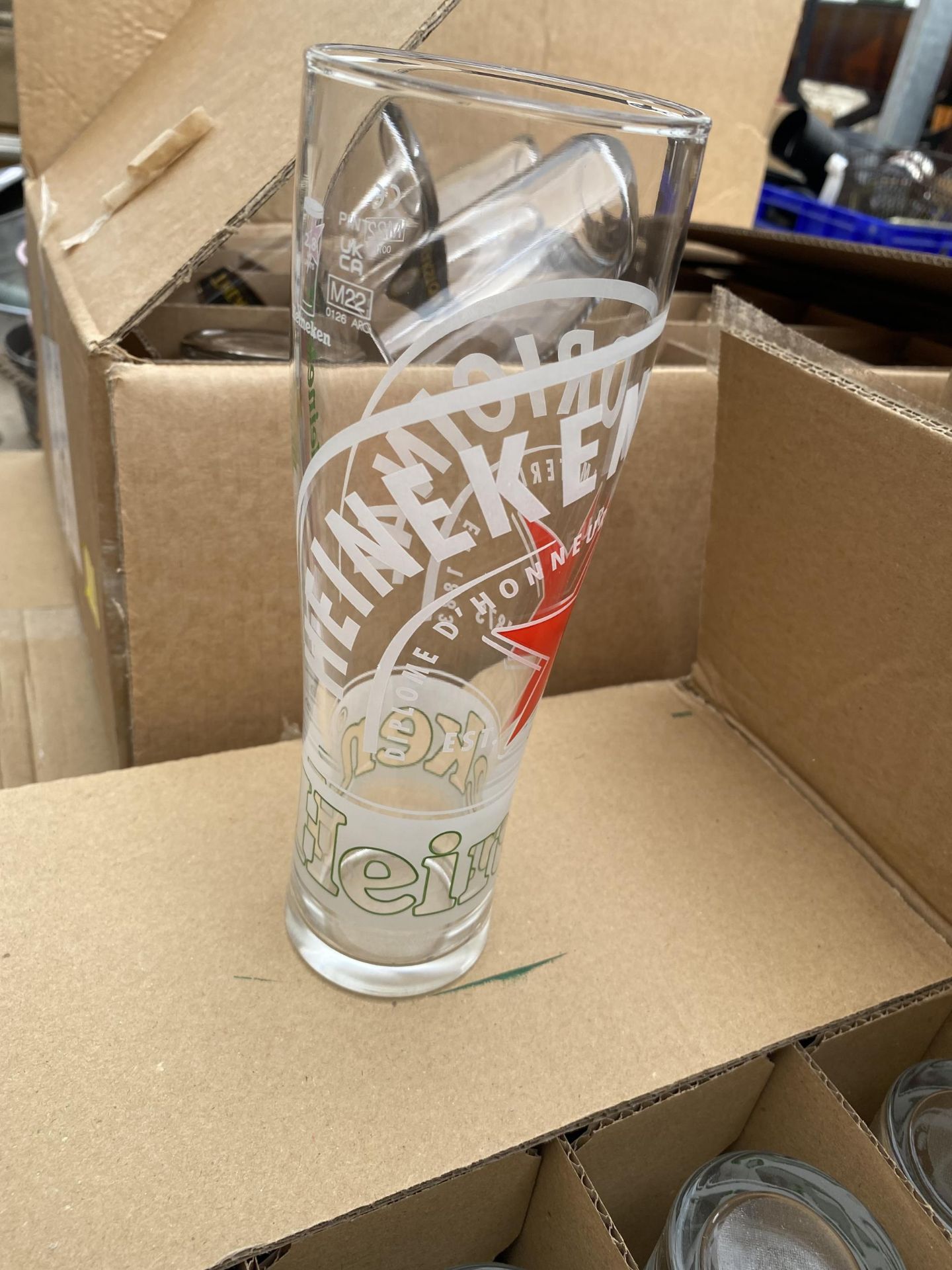 A GROUP OF BOXED PINT GLASSES - Image 7 of 9