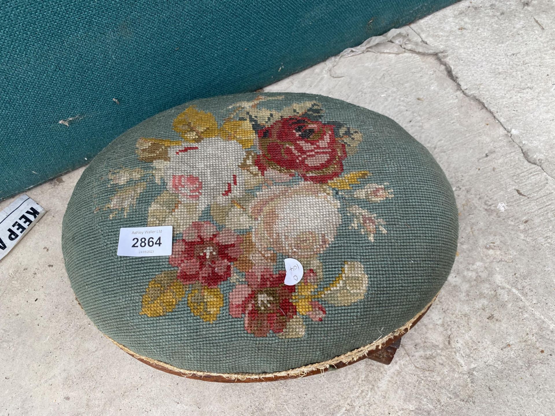AN OVAL STOOL WITH WOOLWORK TOP, 13X10" - Image 2 of 2