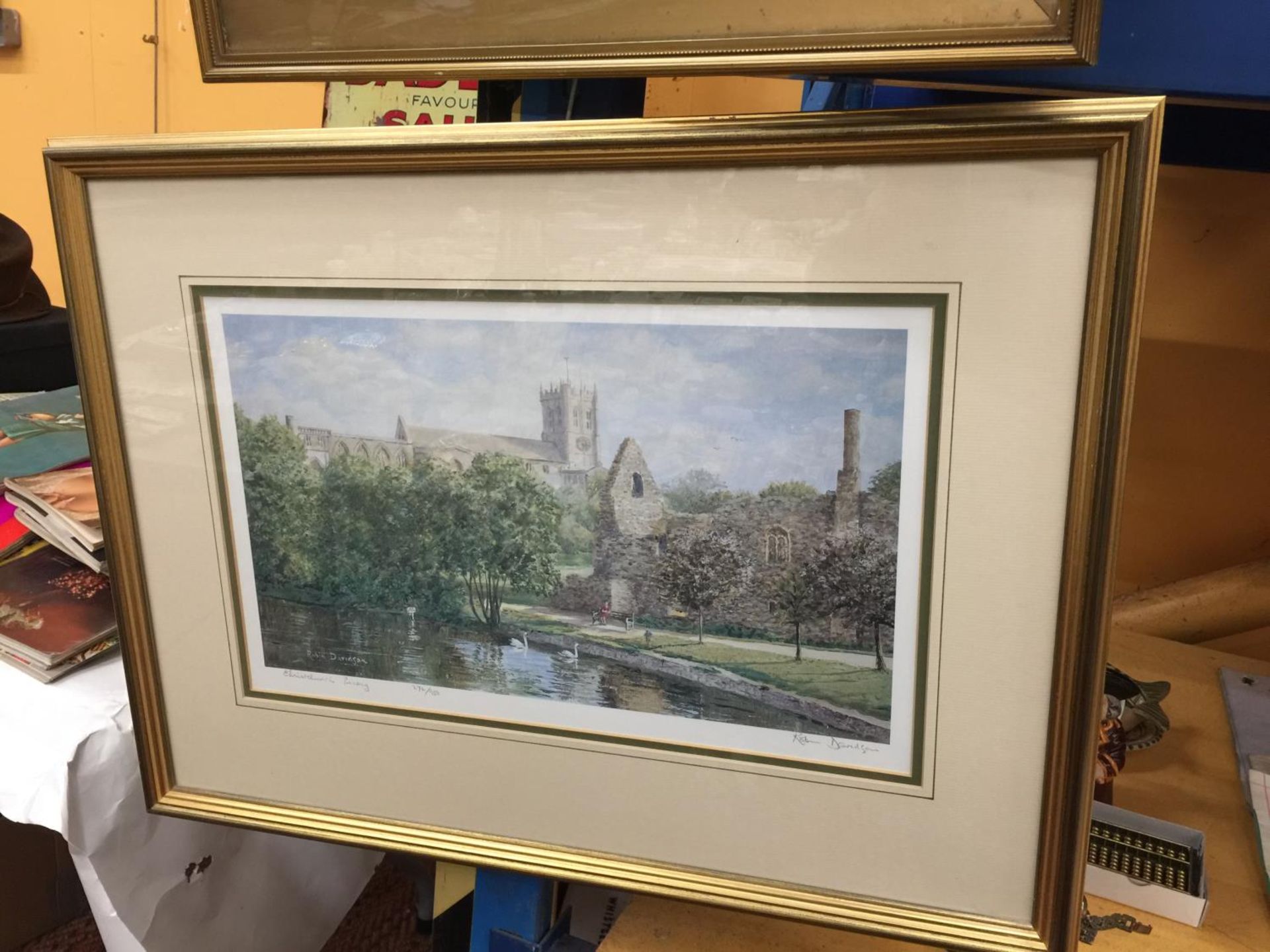 A LIMITED EDITION FRAMED PRINT 274/950 OF CHRISTCHURCH PRIORY BY ROBIN DAVIDSON