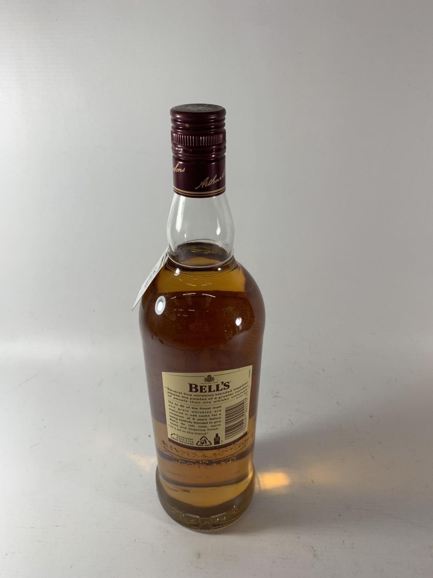 1 X 1L BOTTLE - BELL'S FINEST OLD AGED 8 YEARS OLD SCOTCH WHISKY - Image 3 of 3