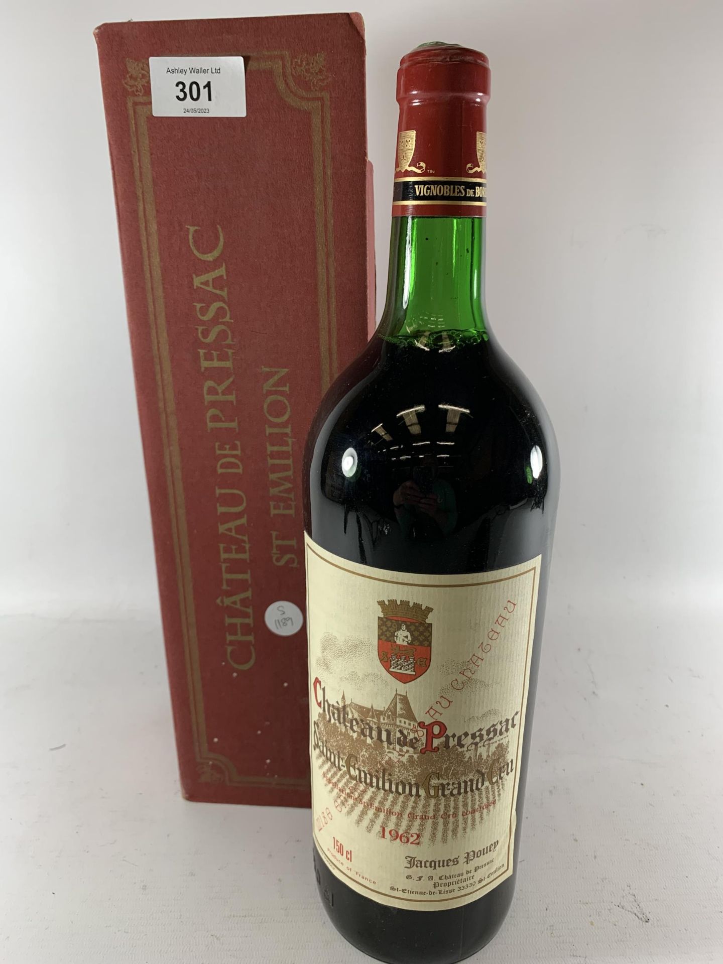 1 X MAGNUM 1.5L BOXED BOTTLE - CHATEAU DE PRESSAC ST EMILION 1962