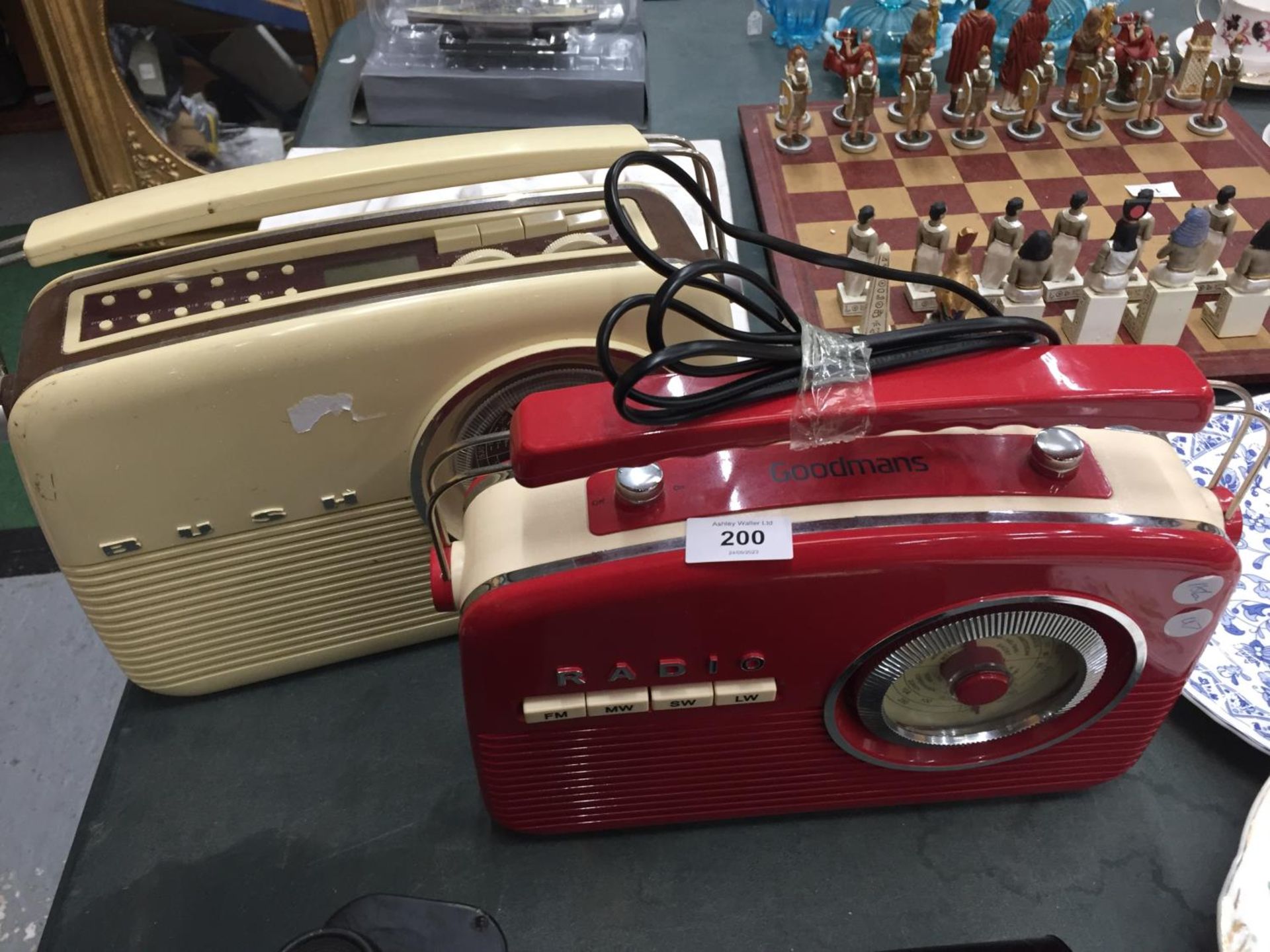 TWO VINTAGE RADIOS TO INCLUDE A BUSH AND GOODMANS