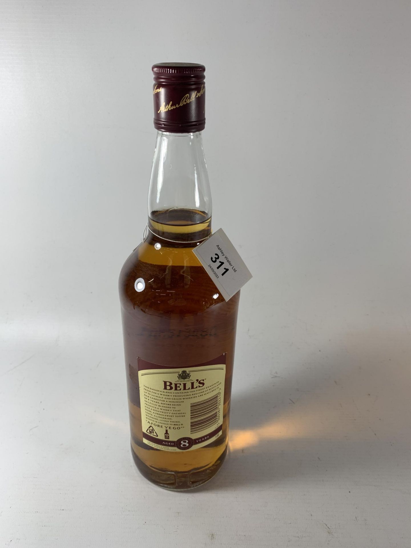 1 X 1L BOTTLE - BELL'S EXTRA SPECIAL AGED 8 YEARS OLD SCOTCH WHISKY - Image 3 of 3