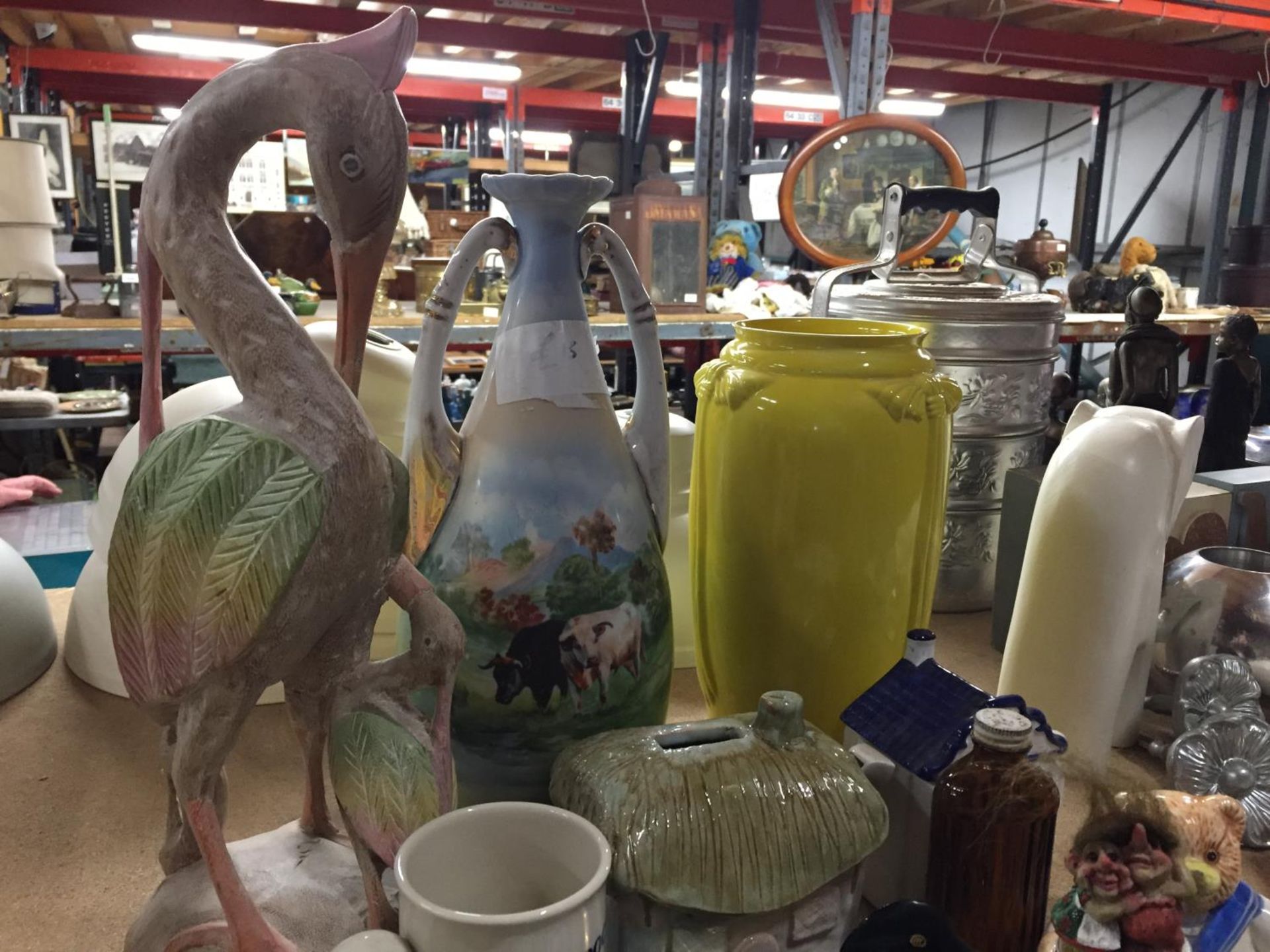 A MIXED LOT TO INCLUDE A VICTORIAN VASE WITH PASTORAL DESIGN, A LARGE WOODEN STORK, FIGURES, ETC - Bild 5 aus 6