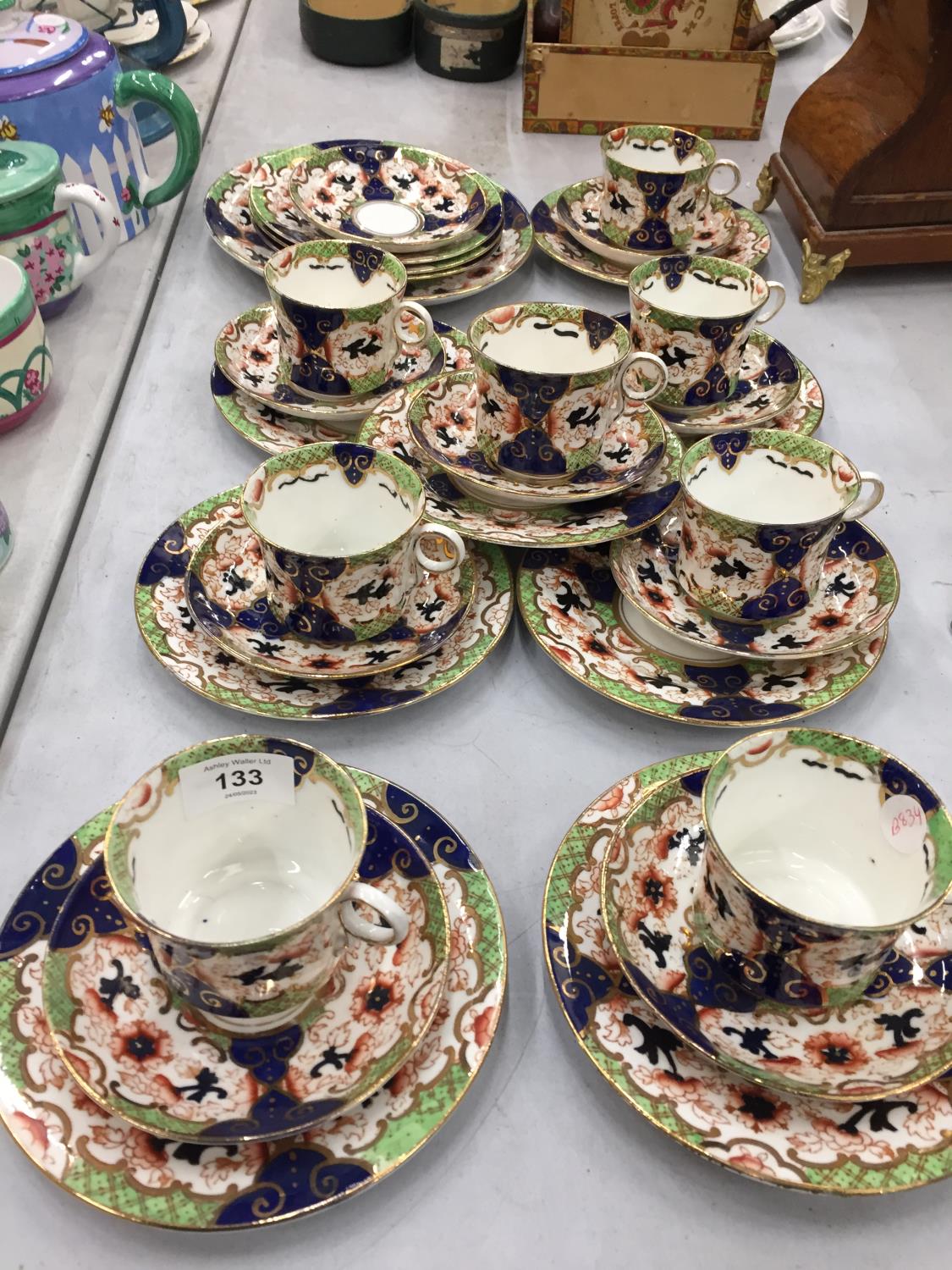 A COLLECTION OF VINTAGE ROYAL STAFFORD CUPS, SAUCERS AND SIDE PLATES - Image 2 of 4