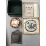 * A BOXED TRINKET BOX, GIFT TO JAMES ANDERTON FROM THE INTERNATIONAL OLYMPIC COMMITTEE, HOUSE OF
