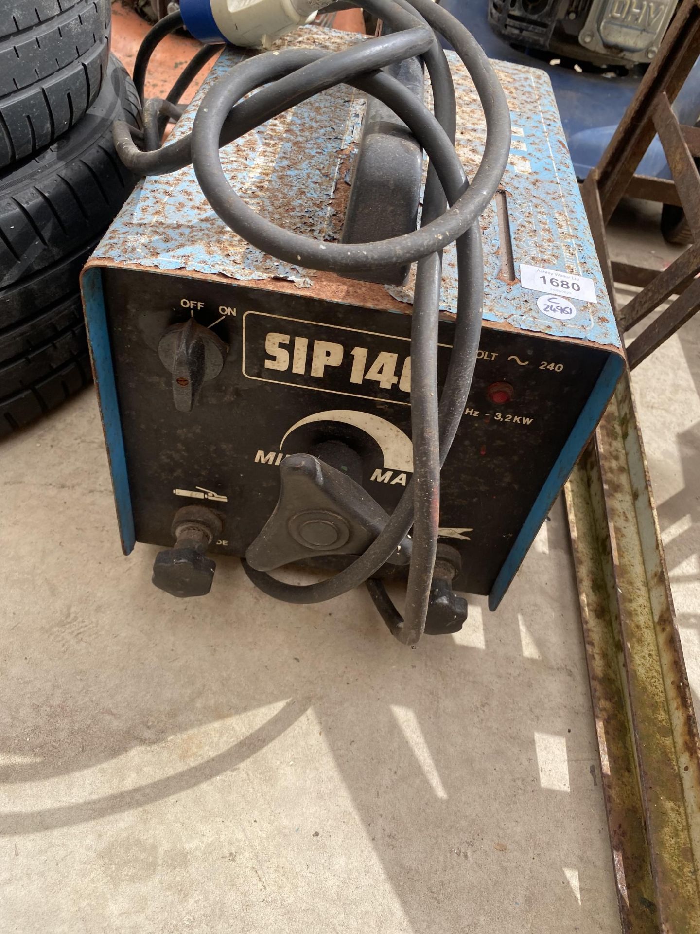 AN SIP 140 ARC WELDER - Image 2 of 3