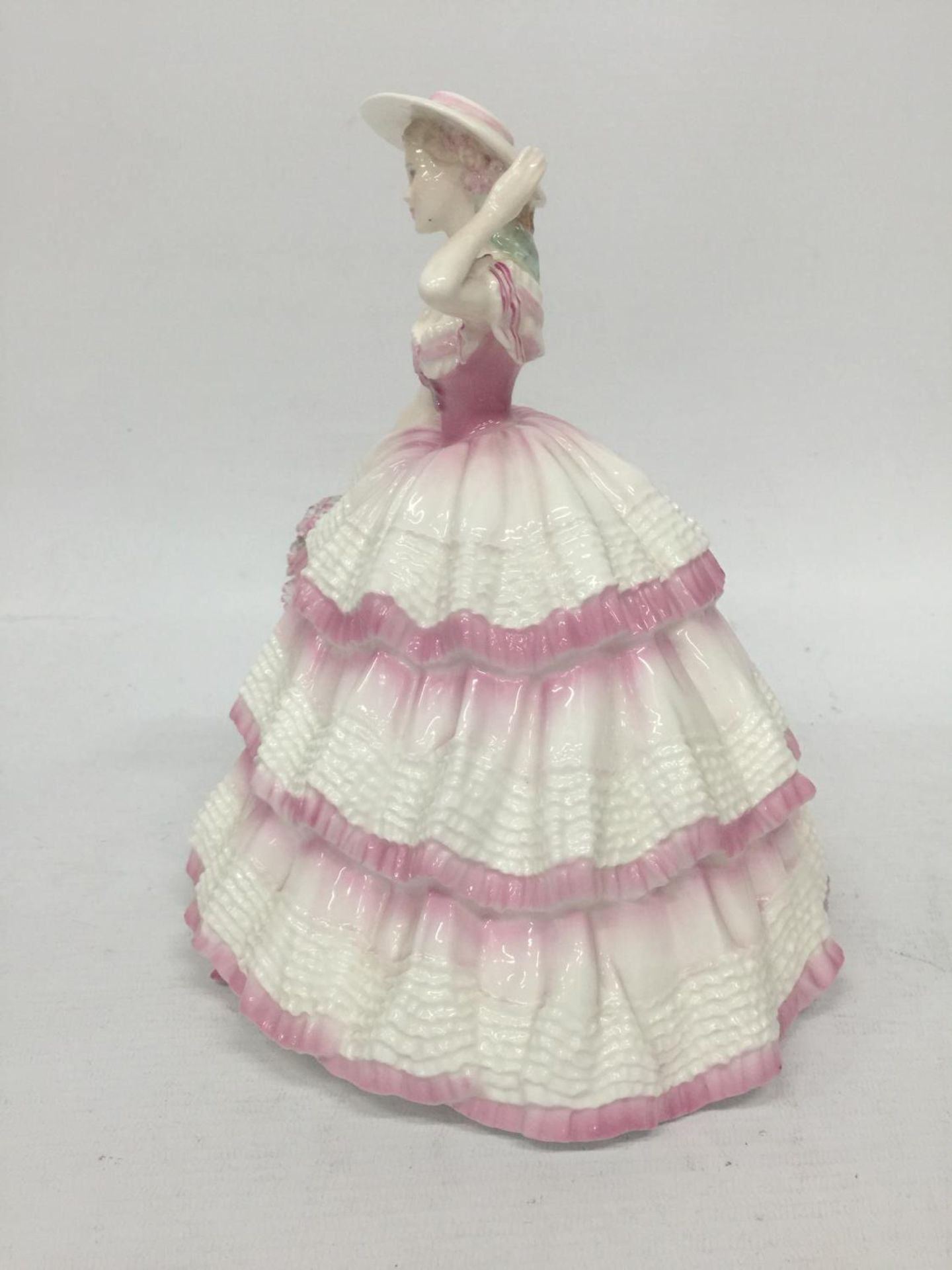 A STUNNING COALPORT FIGURINE FROM THE FOUR FLOWERS COLLECTION SCULTPED BY JACK GLYNN AND BEING A - Image 4 of 5