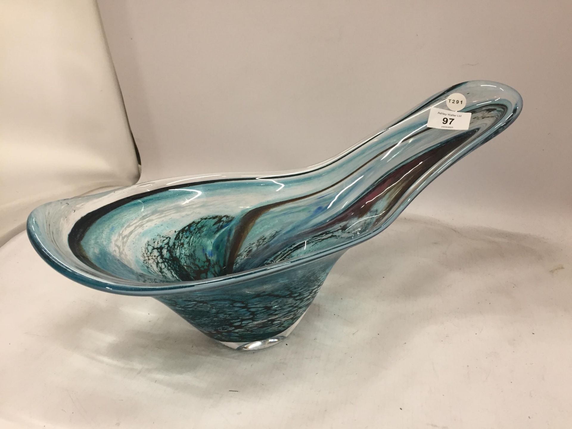 A LARGE ABSTRACT ART GLASS BOWL IN THE MURANO STLYE, INDISTINCTLY SIGNED, DATED 2010