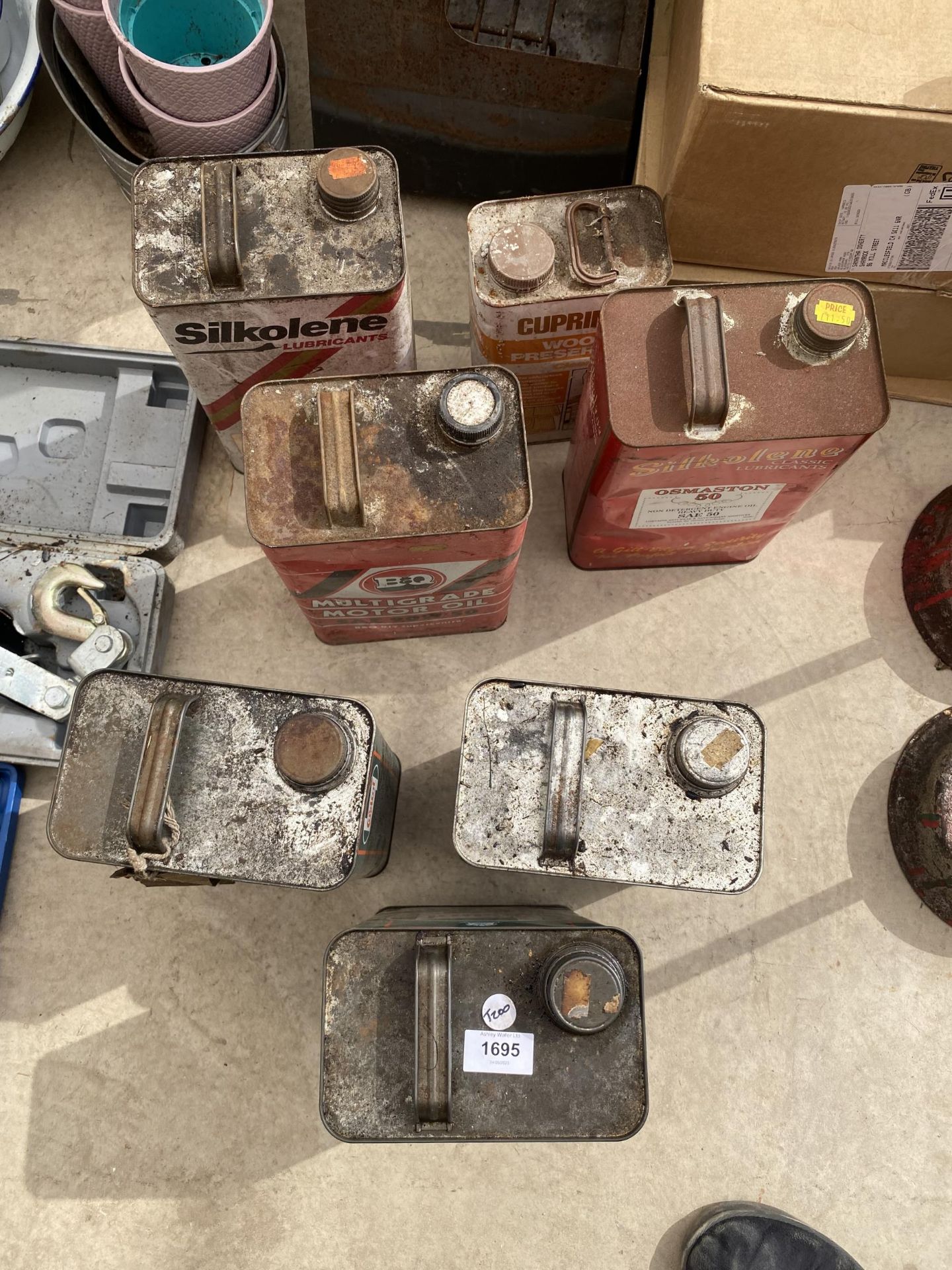 A GROUP OF TINNED ITEMS, CASTROL, MOTOR OIL, WOOD PRESERVER ETC