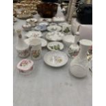 A QUANTITY OF TRINKET PLATES AND PIN DISHES TO INCLUDE ROYAL COPENHAGEN, MASON'S, ROYAL ALBERT,